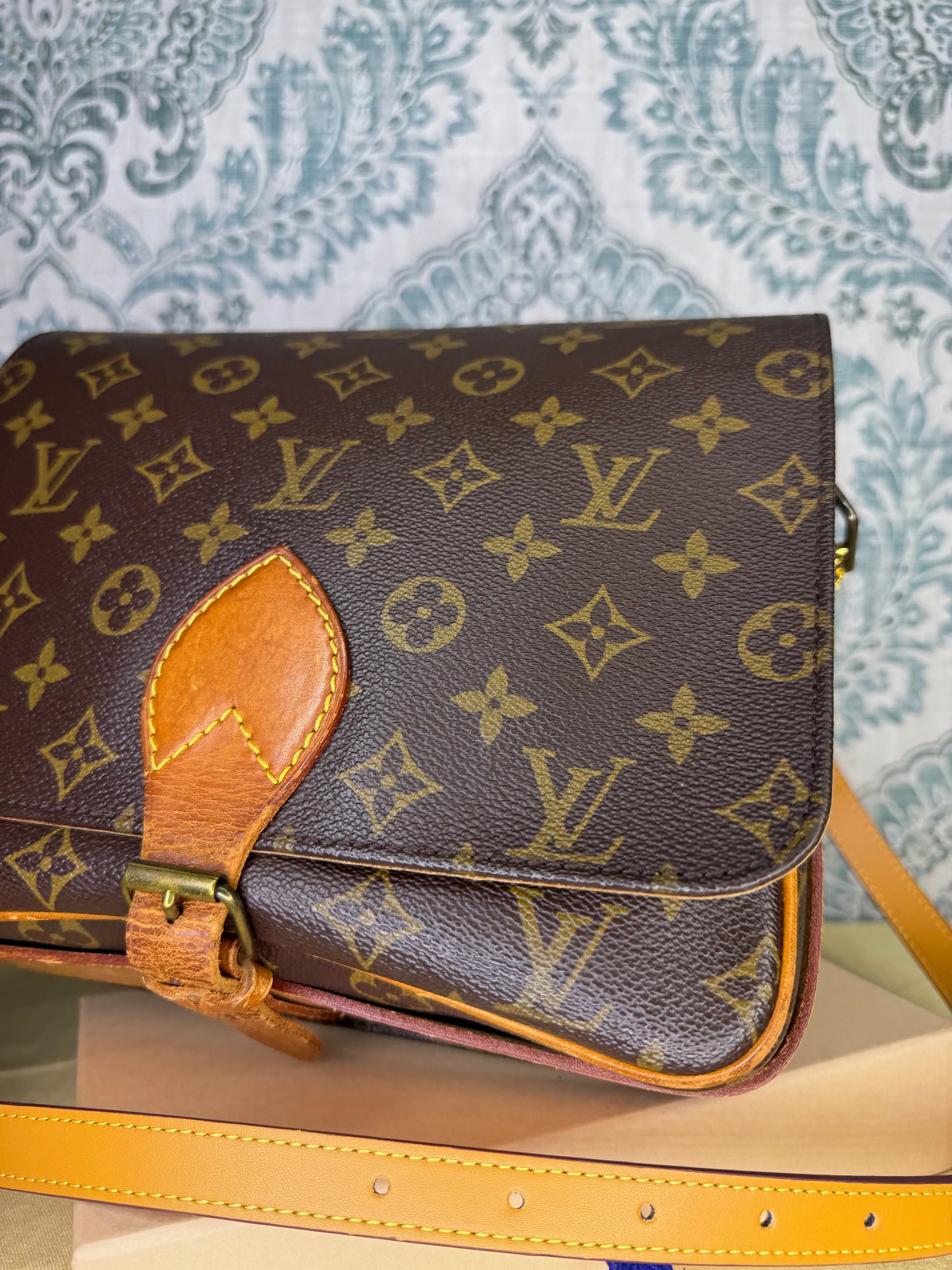 Louis Vuitton Cartouchiere GM