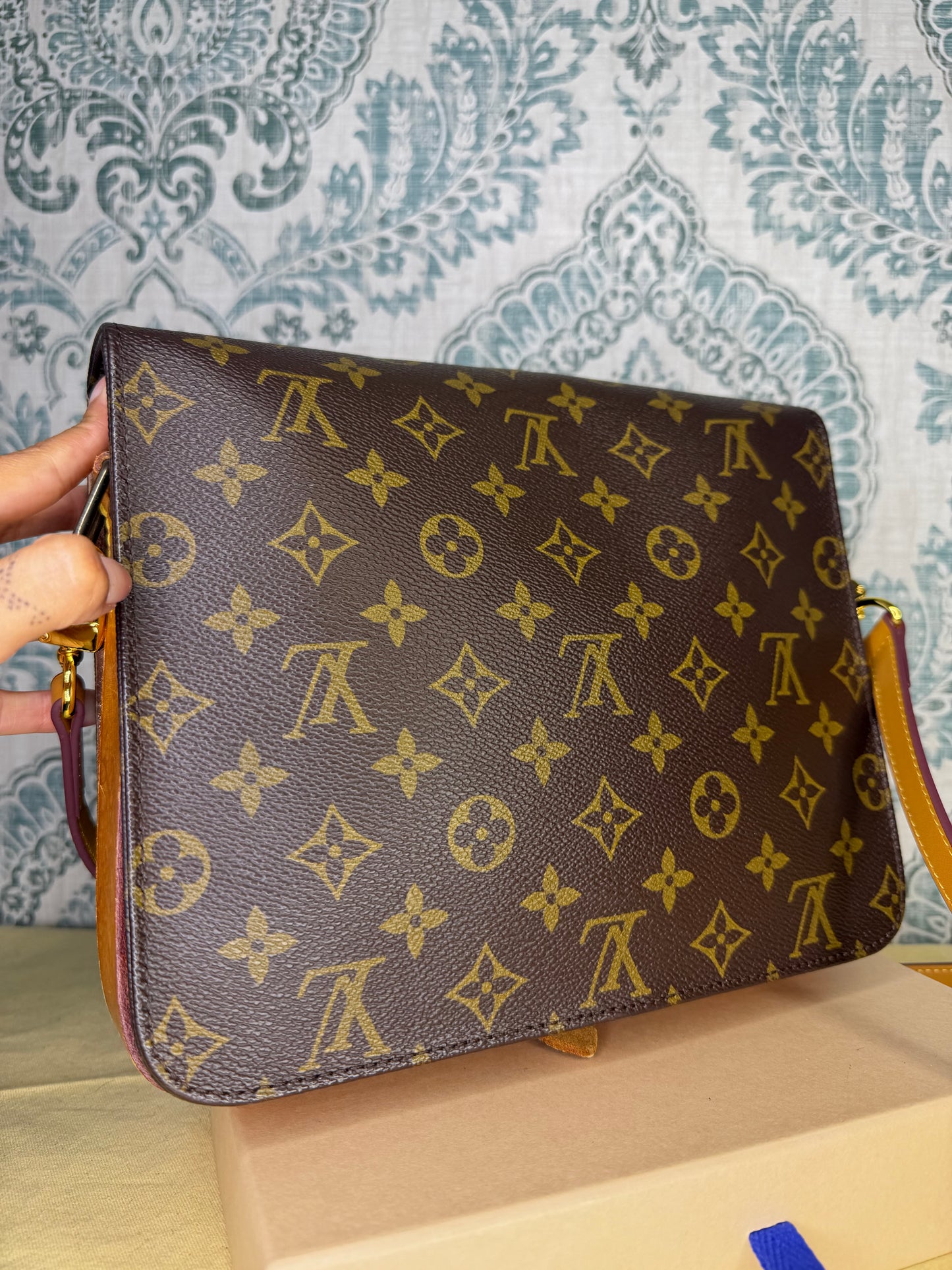 Louis Vuitton Cartouchiere GM