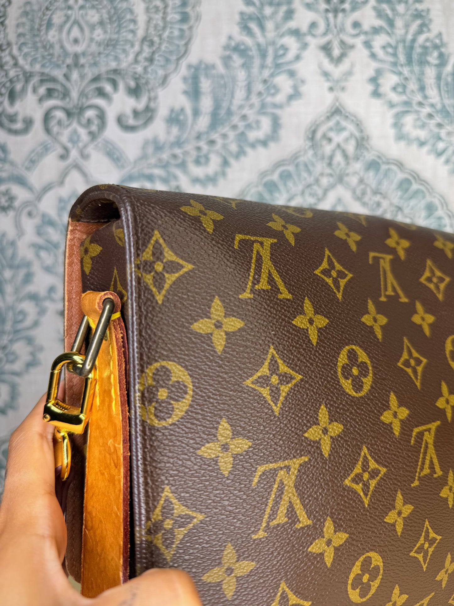 Louis Vuitton Cartouchiere GM