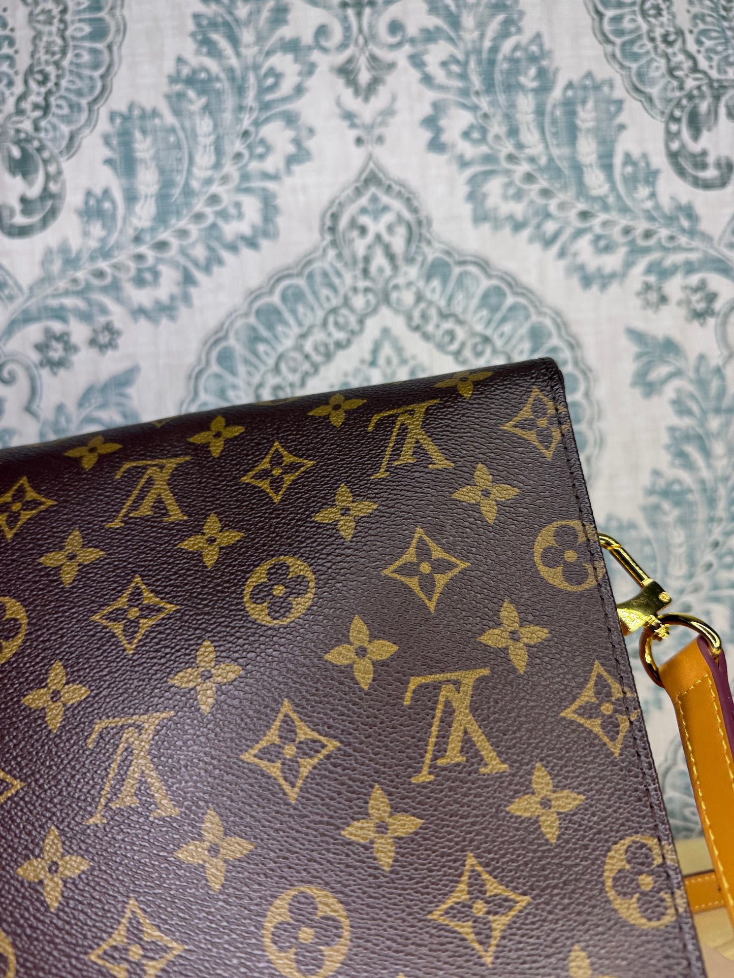 Louis Vuitton Cartouchiere GM