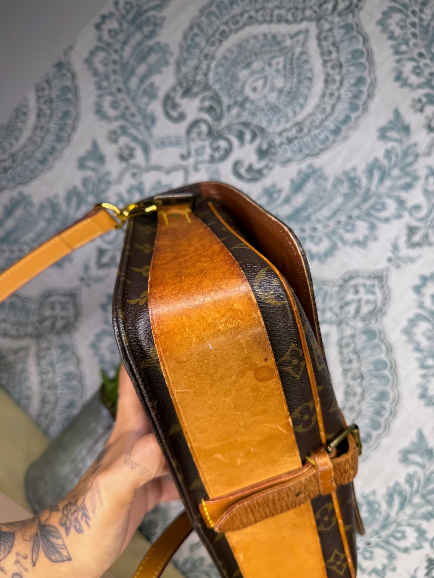 Louis Vuitton Cartouchiere GM