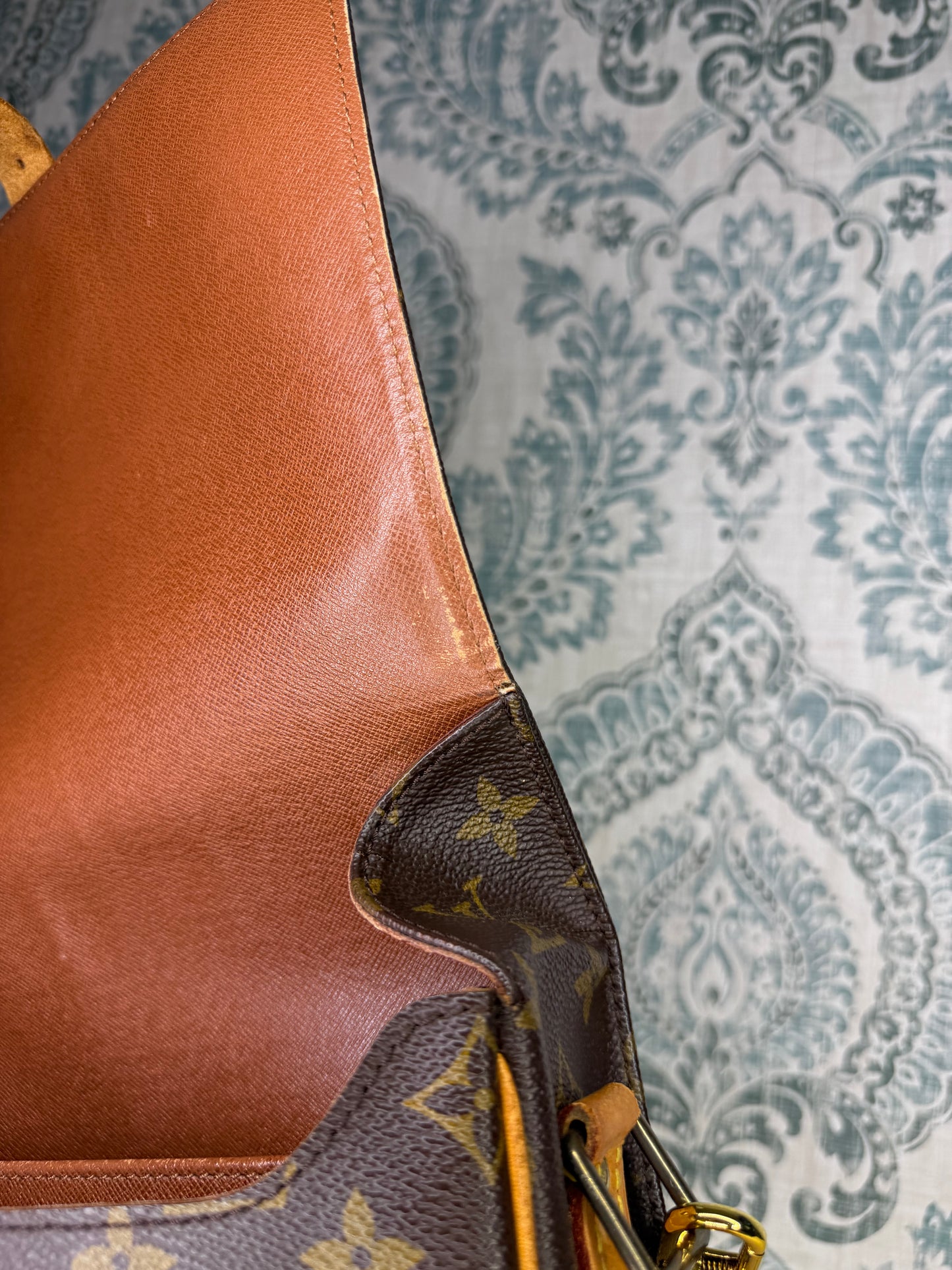 Louis Vuitton Cartouchiere GM