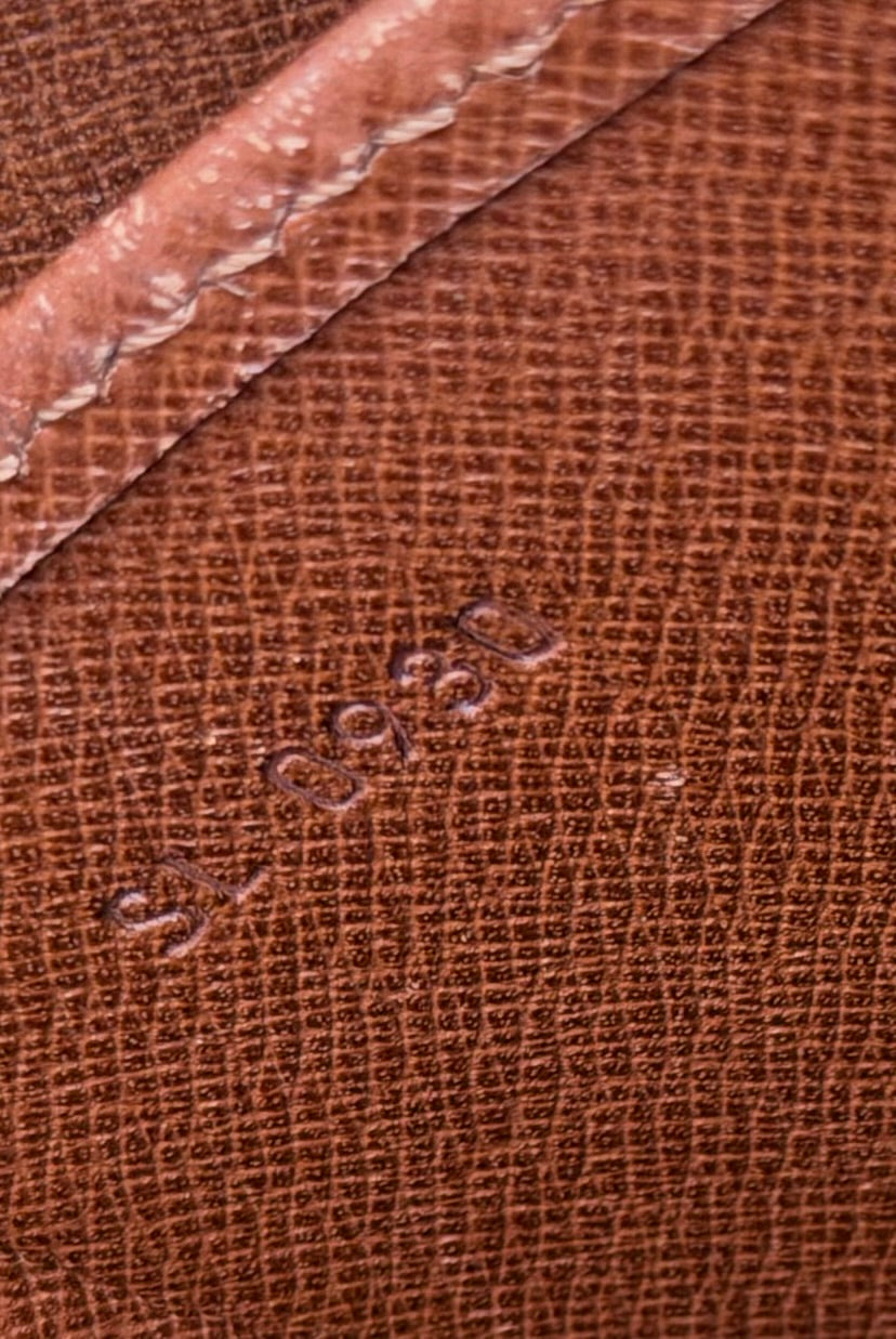 Louis Vuitton Cartouchiere GM