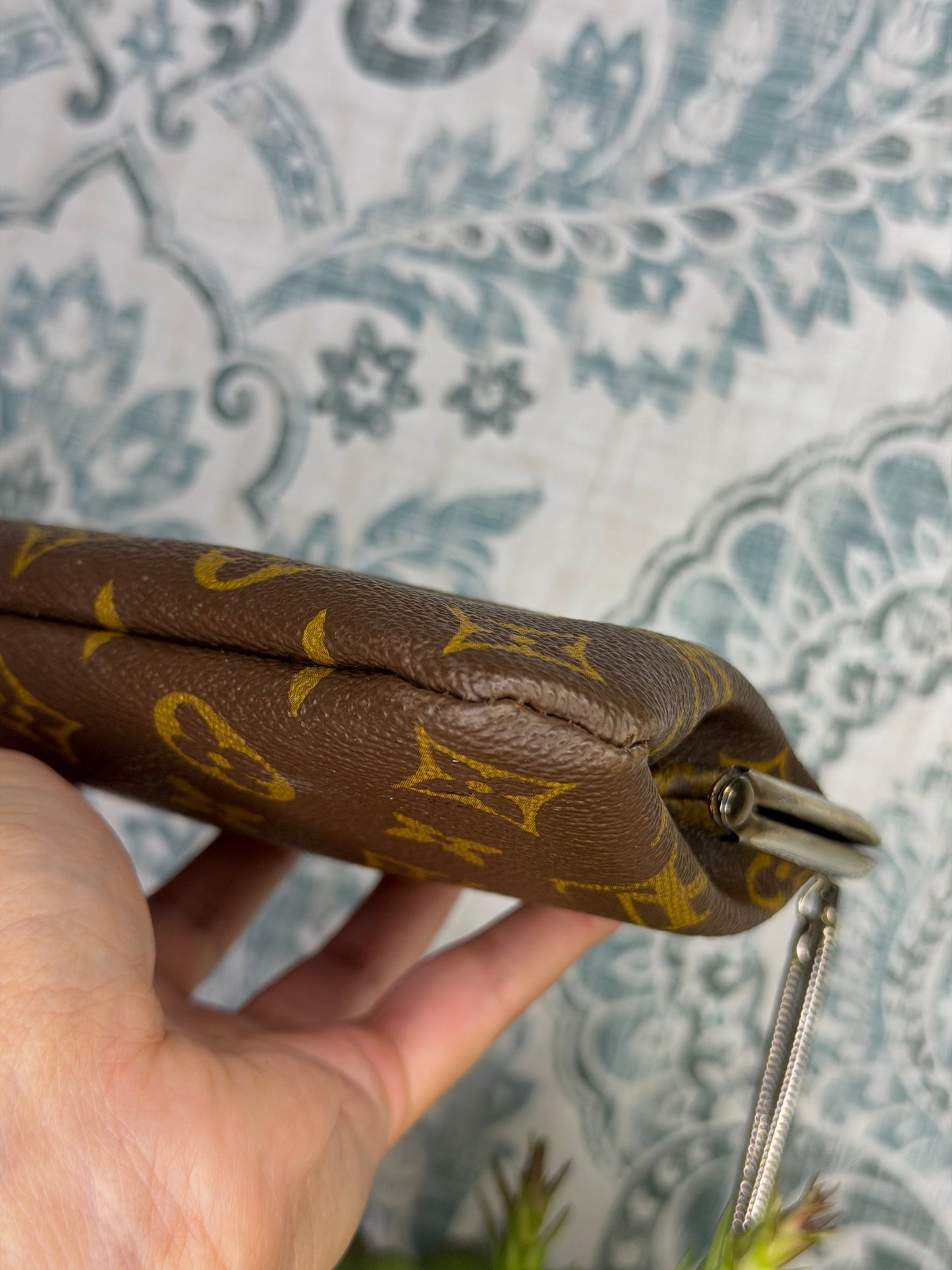 Louis Vuitton French Company Kisslock Pouch