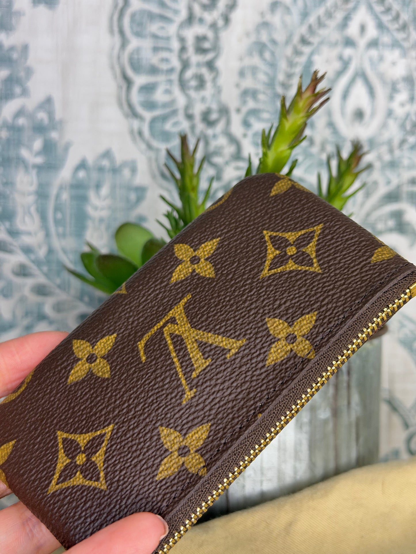 Louis Vuitton Monogram Key Cles