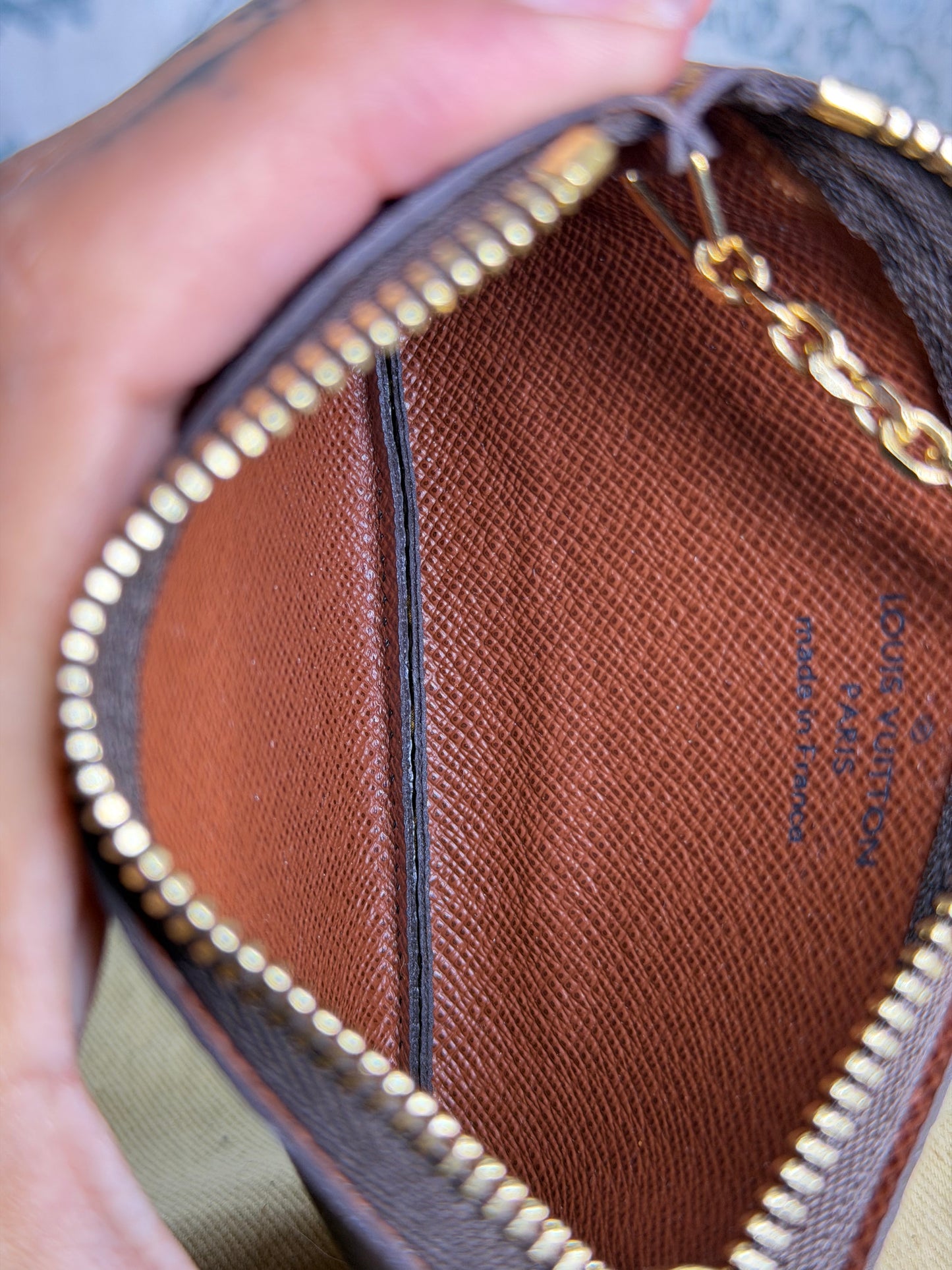 Louis Vuitton Monogram Key Cles