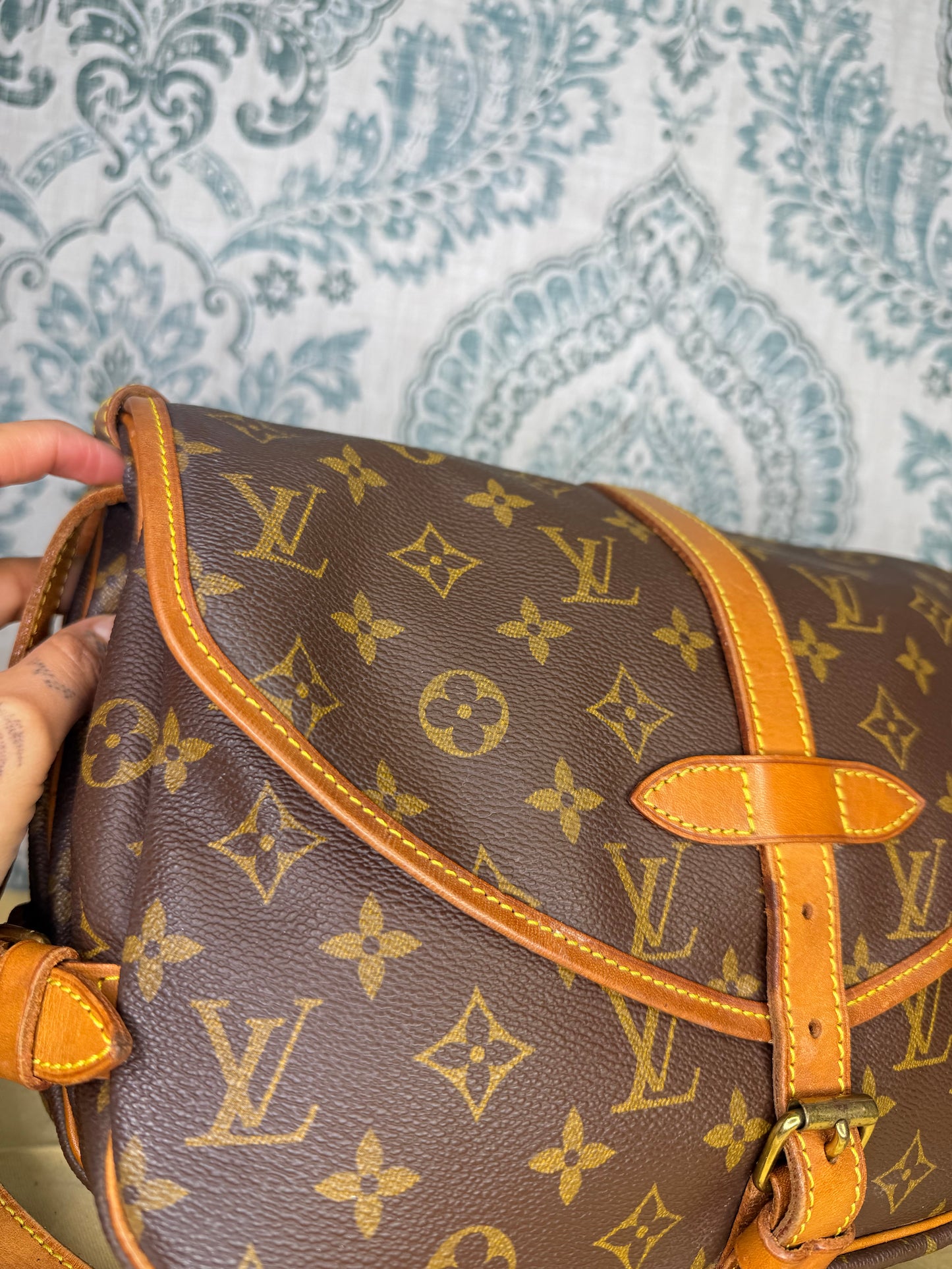 Louis Vuitton Saumur 30