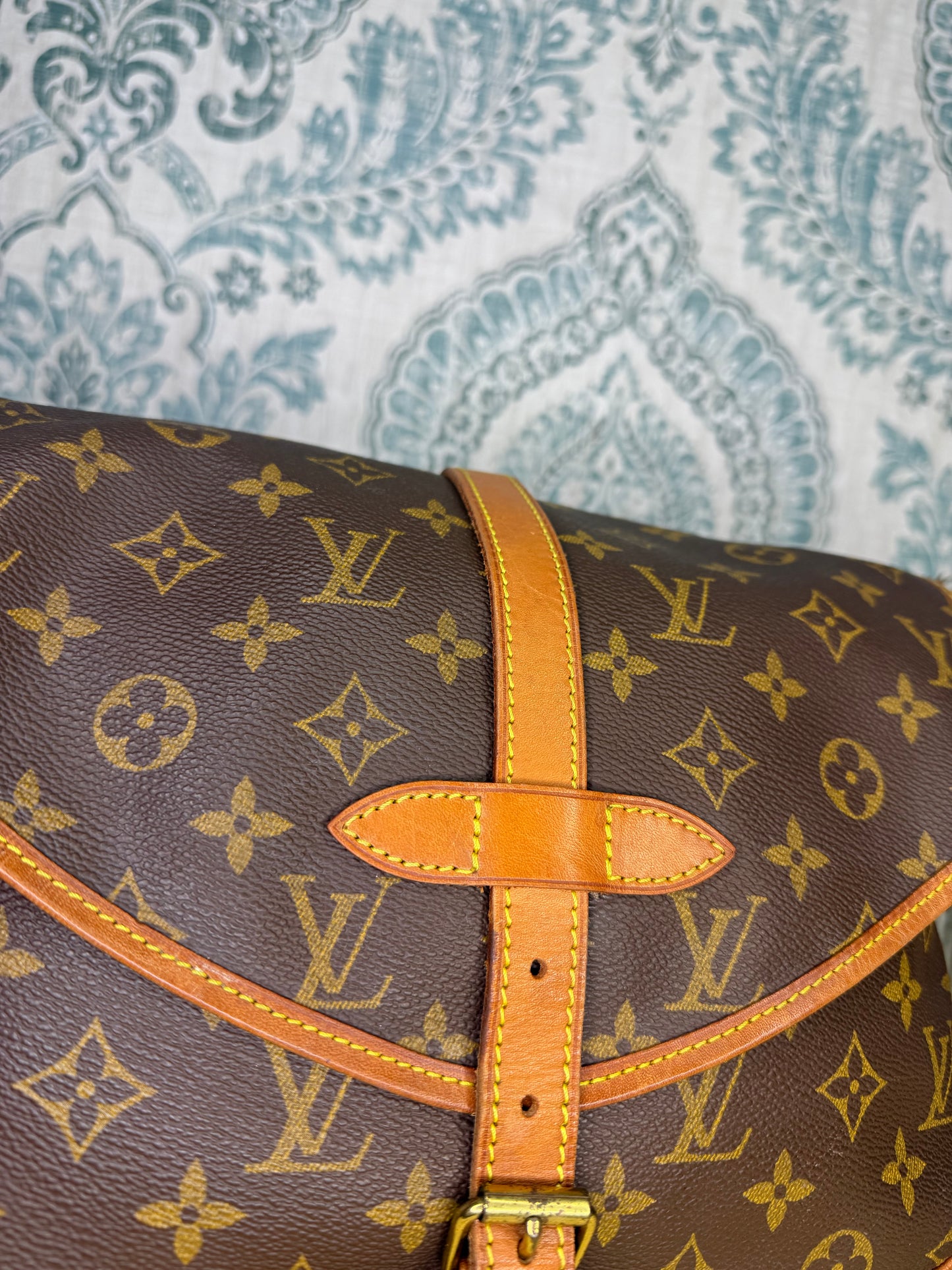Louis Vuitton Saumur 30
