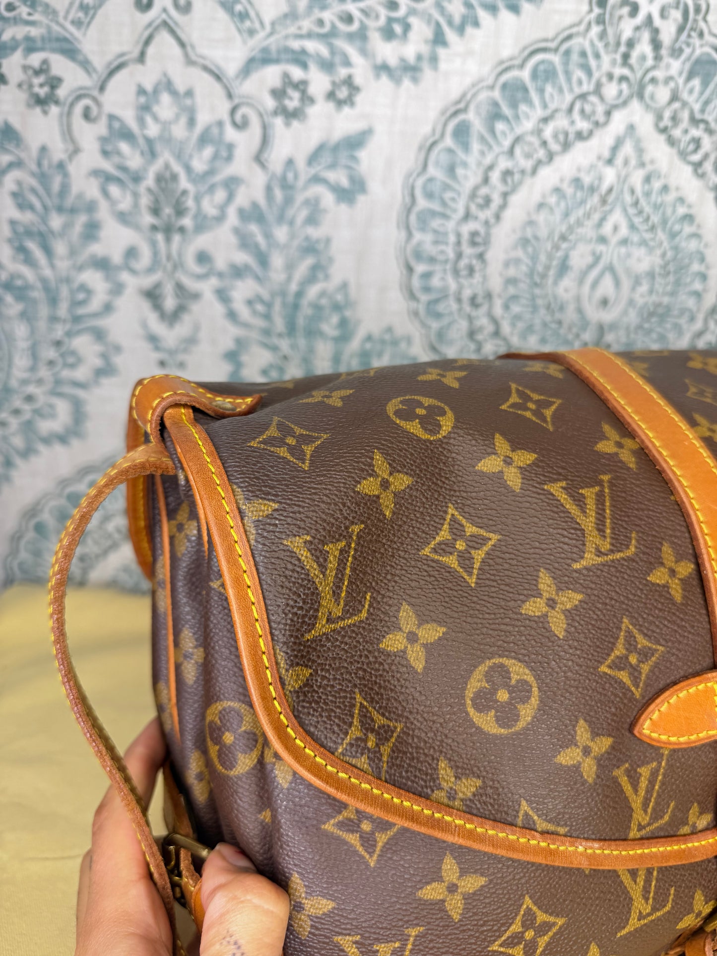 Louis Vuitton Saumur 30