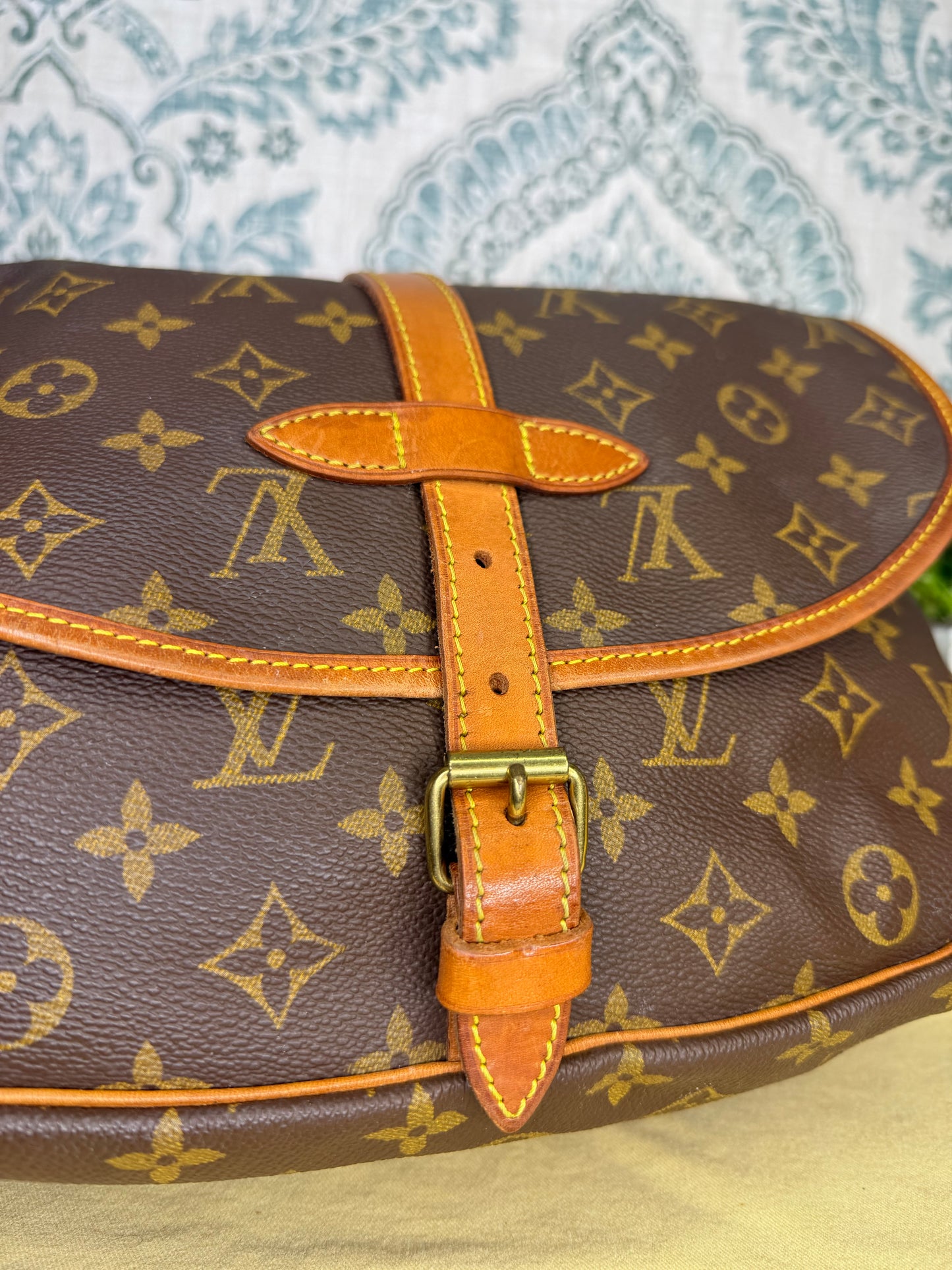 Louis Vuitton Saumur 30