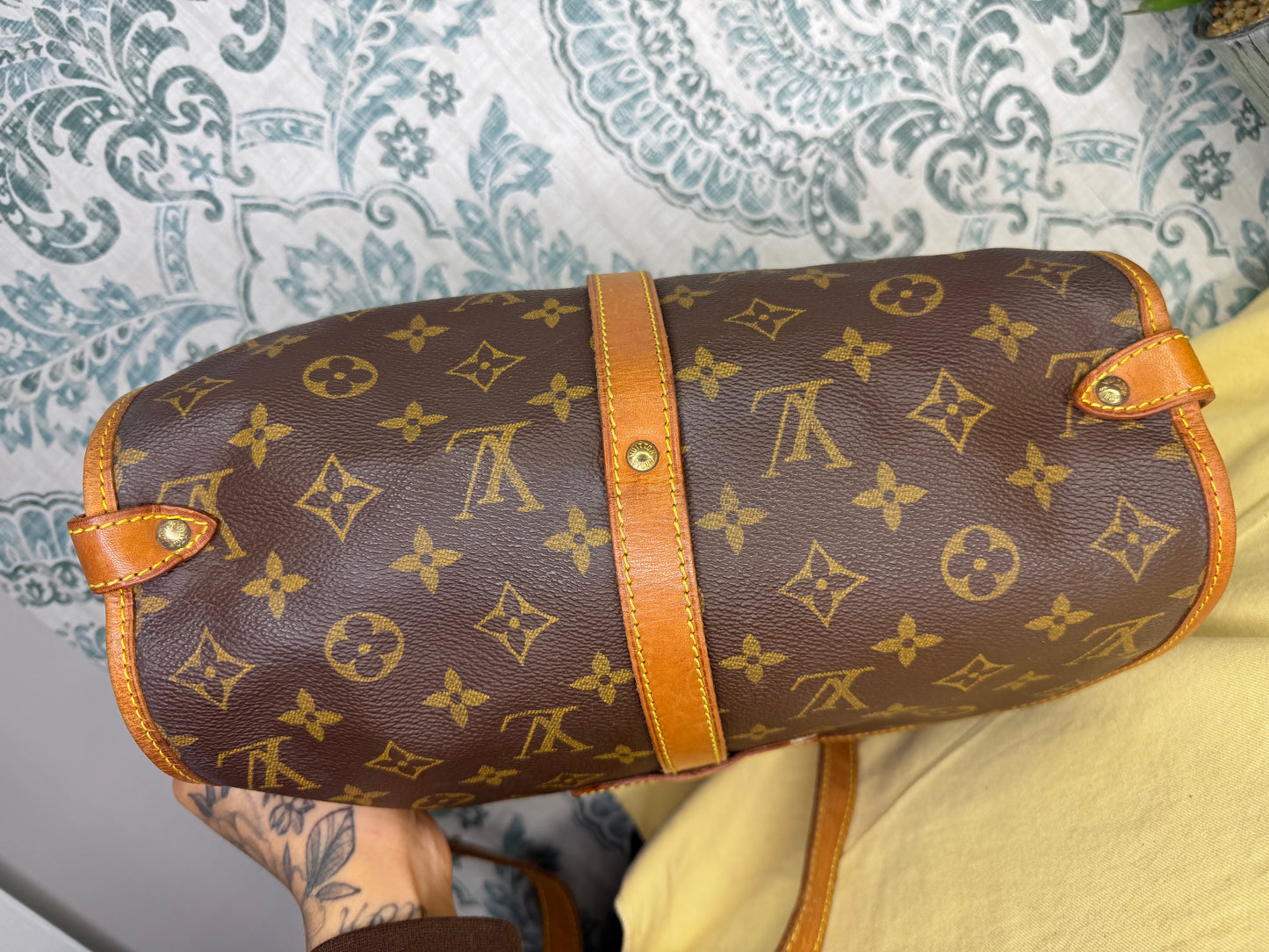 Louis Vuitton Saumur 30