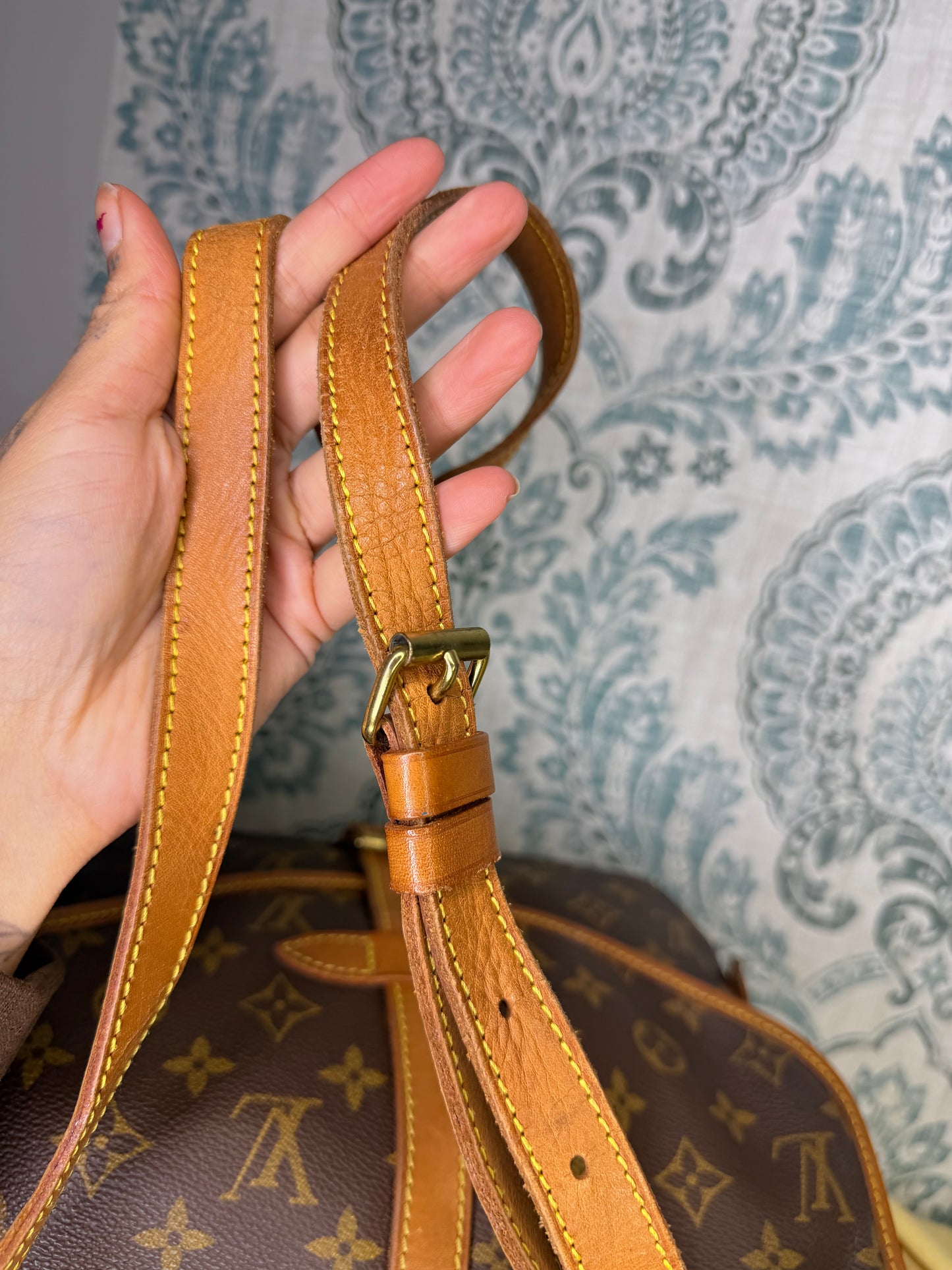 Louis Vuitton Saumur 30
