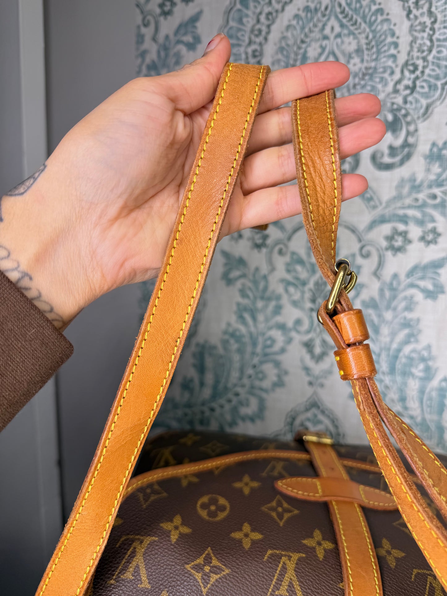 Louis Vuitton Saumur 30
