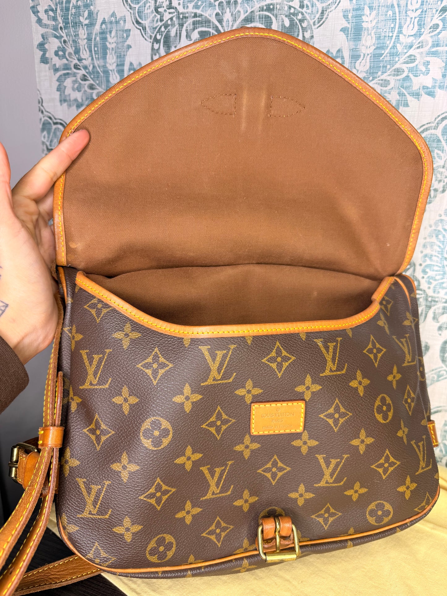 Louis Vuitton Saumur 30