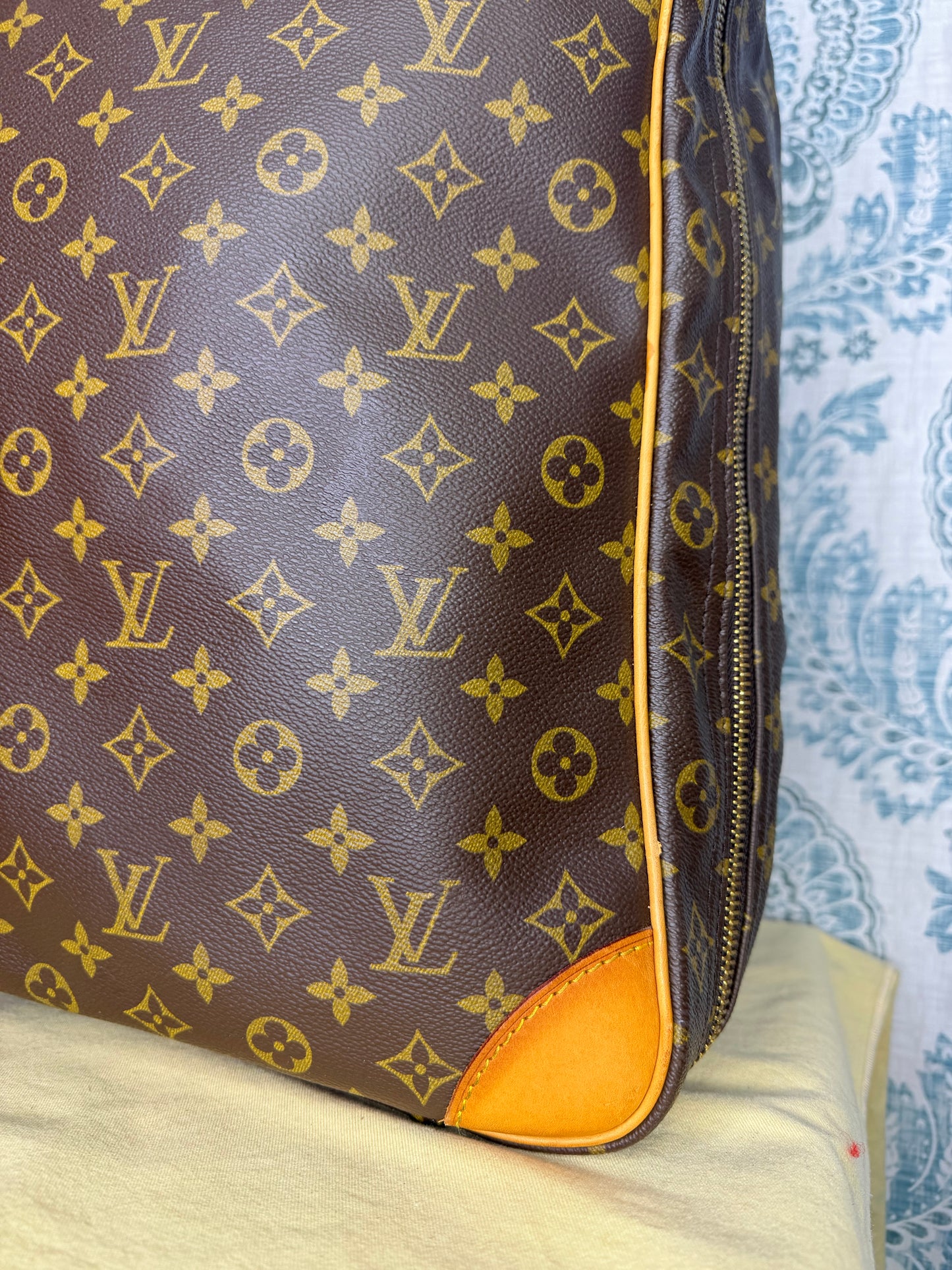 Louis Vuitton Sirius 65 Soft Suitcase/Travel Bag