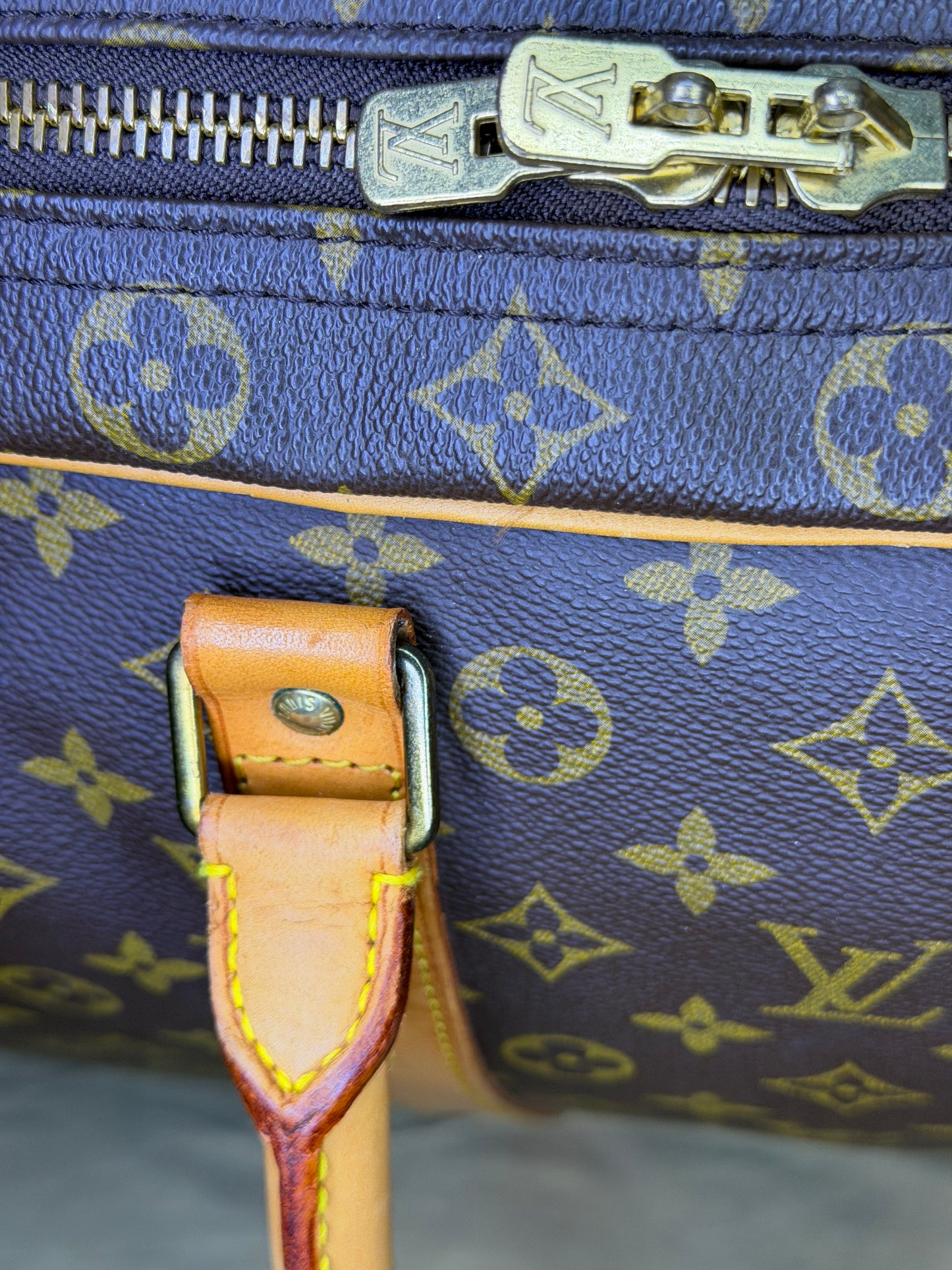Louis Vuitton Sirius 65 Soft Suitcase/Travel Bag