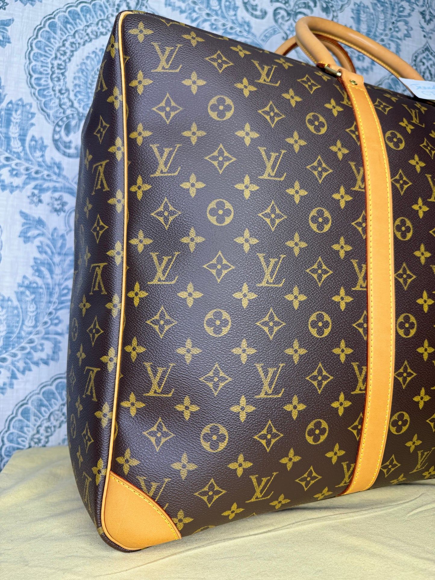 Louis Vuitton Sirius 55 Soft Suit Case