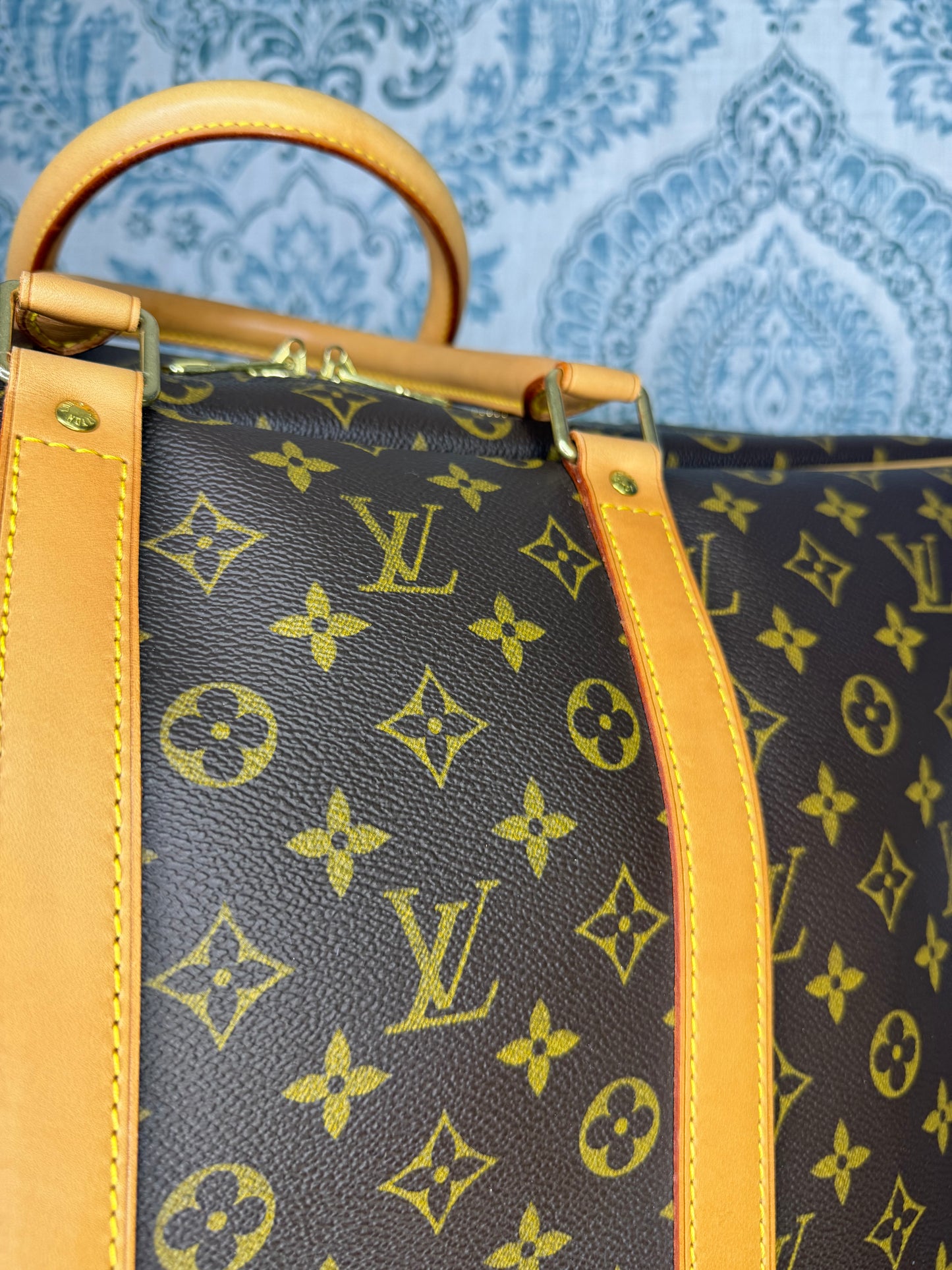 Louis Vuitton Sirius 55 Soft Suit Case