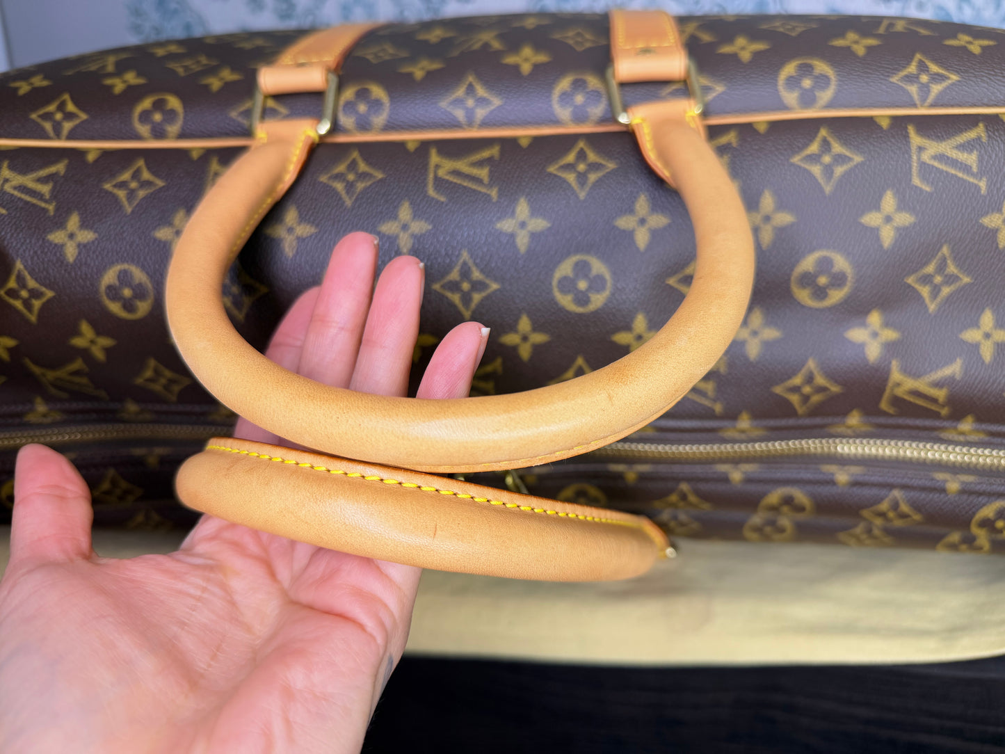 Louis Vuitton Sirius 55 Soft Suit Case