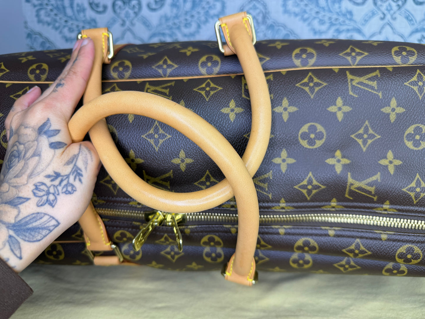 Louis Vuitton Sirius 55 Soft Suit Case