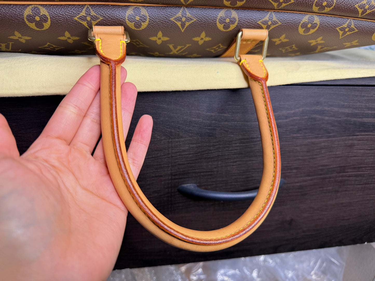Louis Vuitton Sirius 55 Soft Suit Case