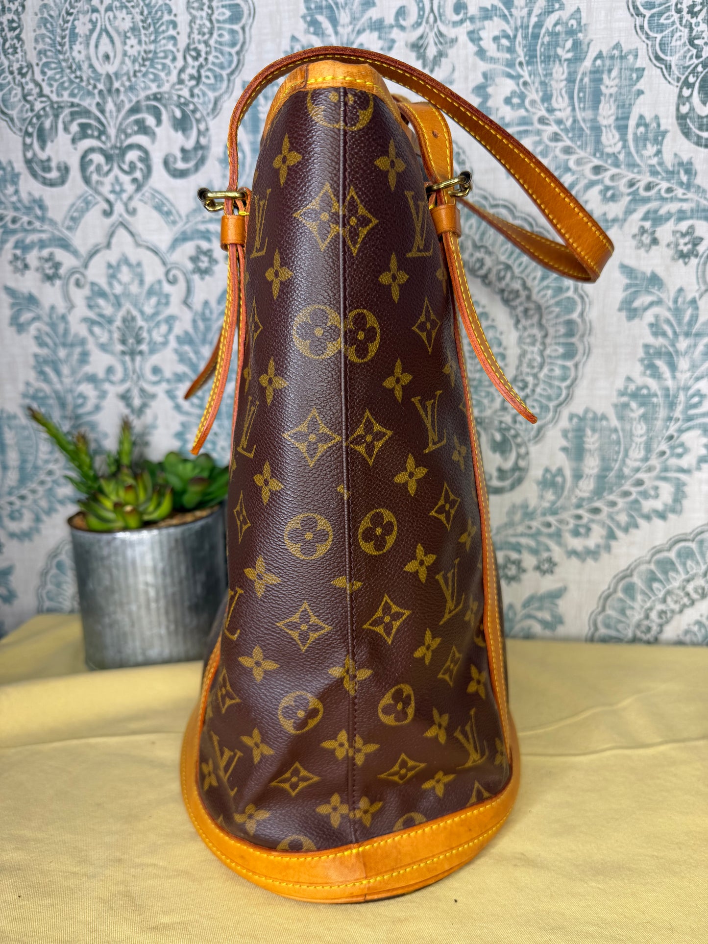 Louis Vuitton Bucket GM #2