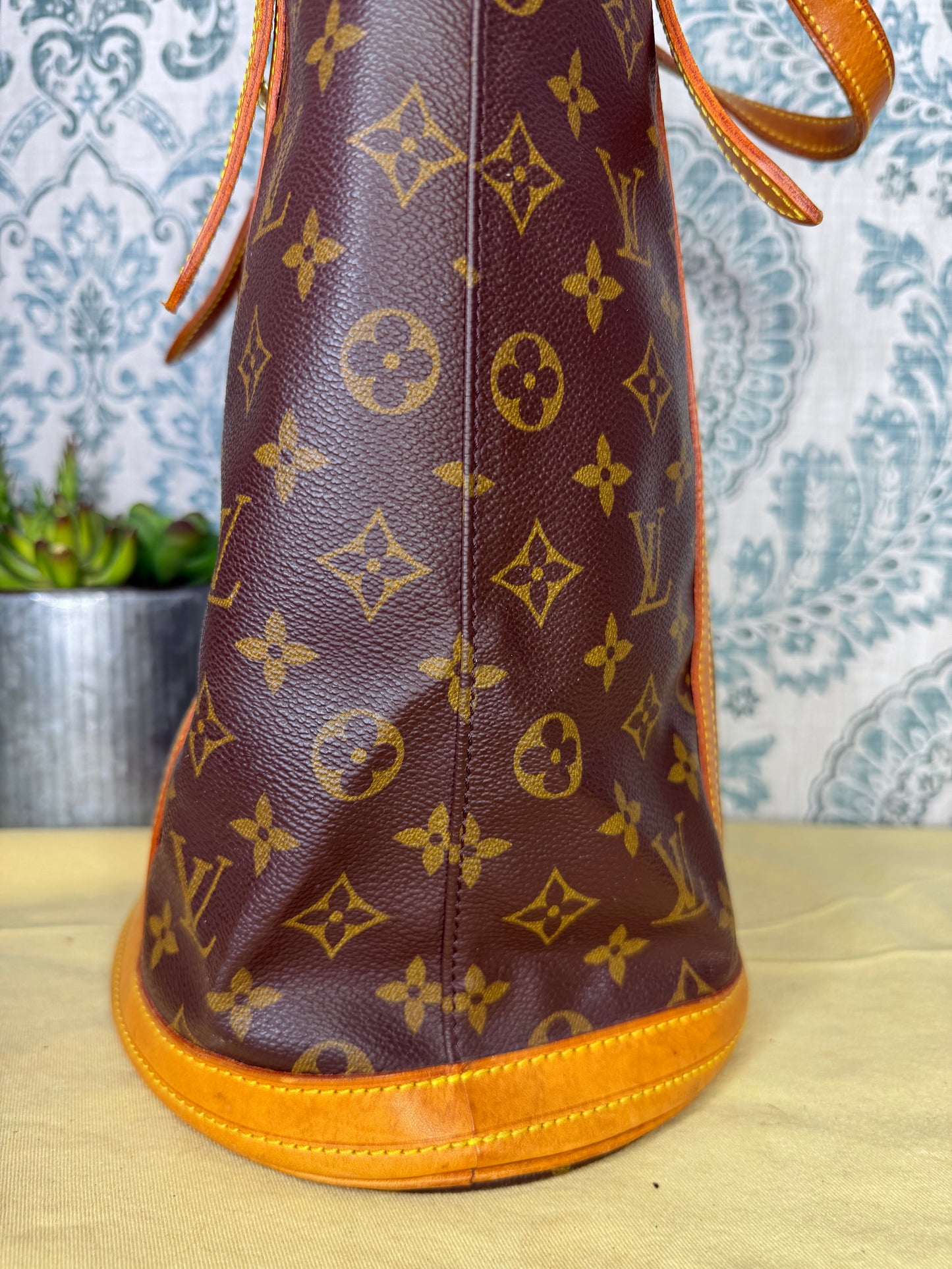 Louis Vuitton Bucket GM #2