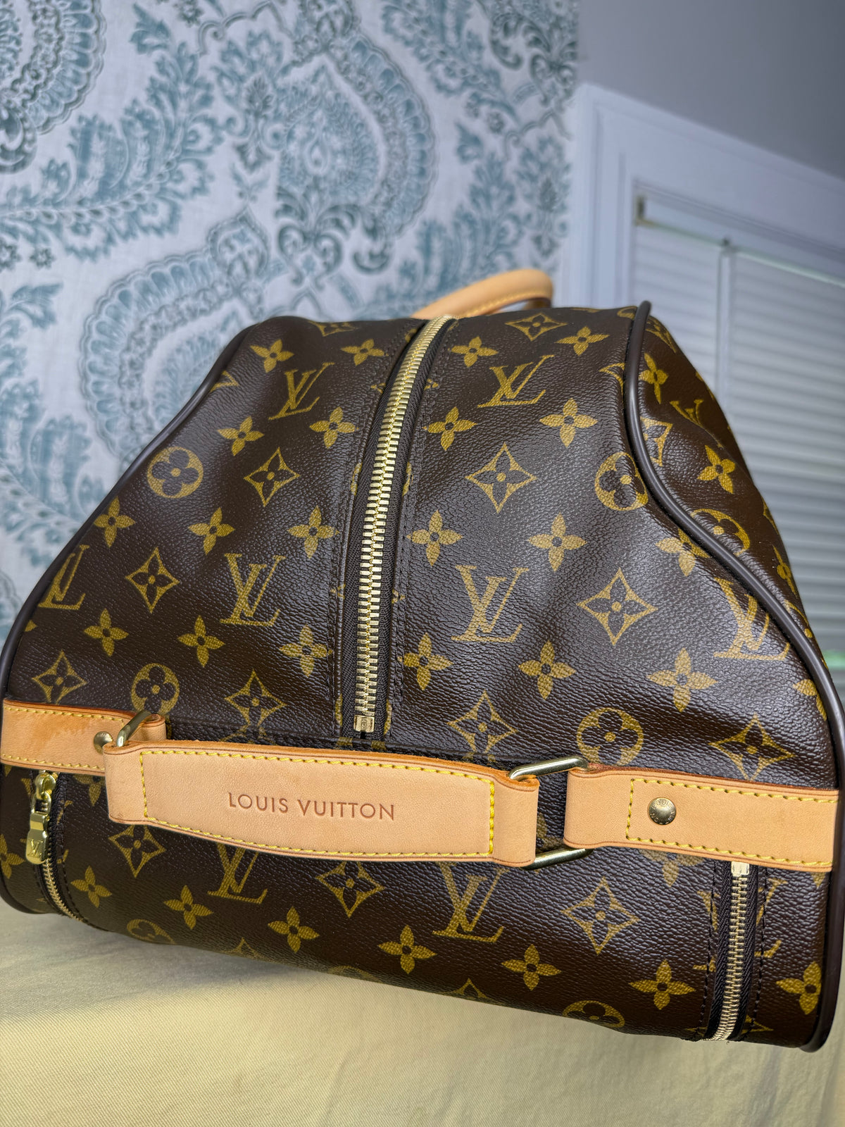 Louis Vuitton Eole 50 Rolling Suit Case