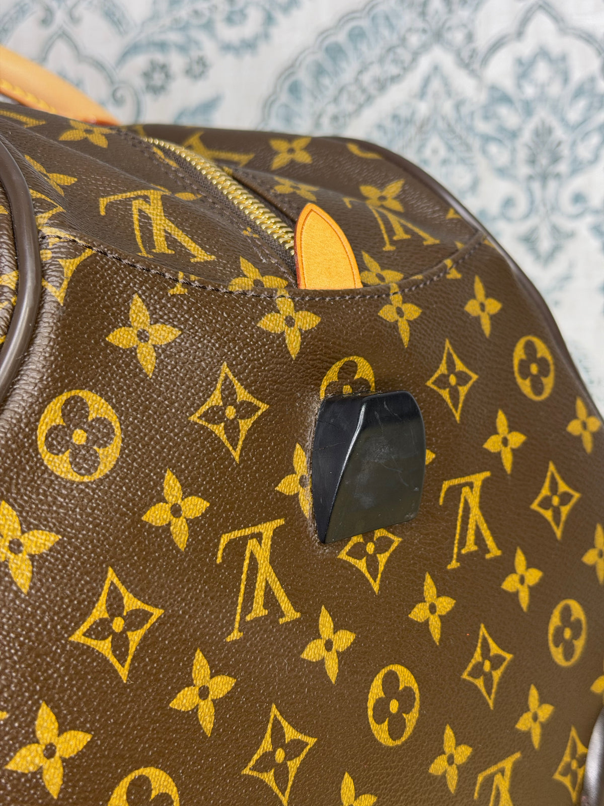 Louis Vuitton Eole 50 Rolling Suit Case