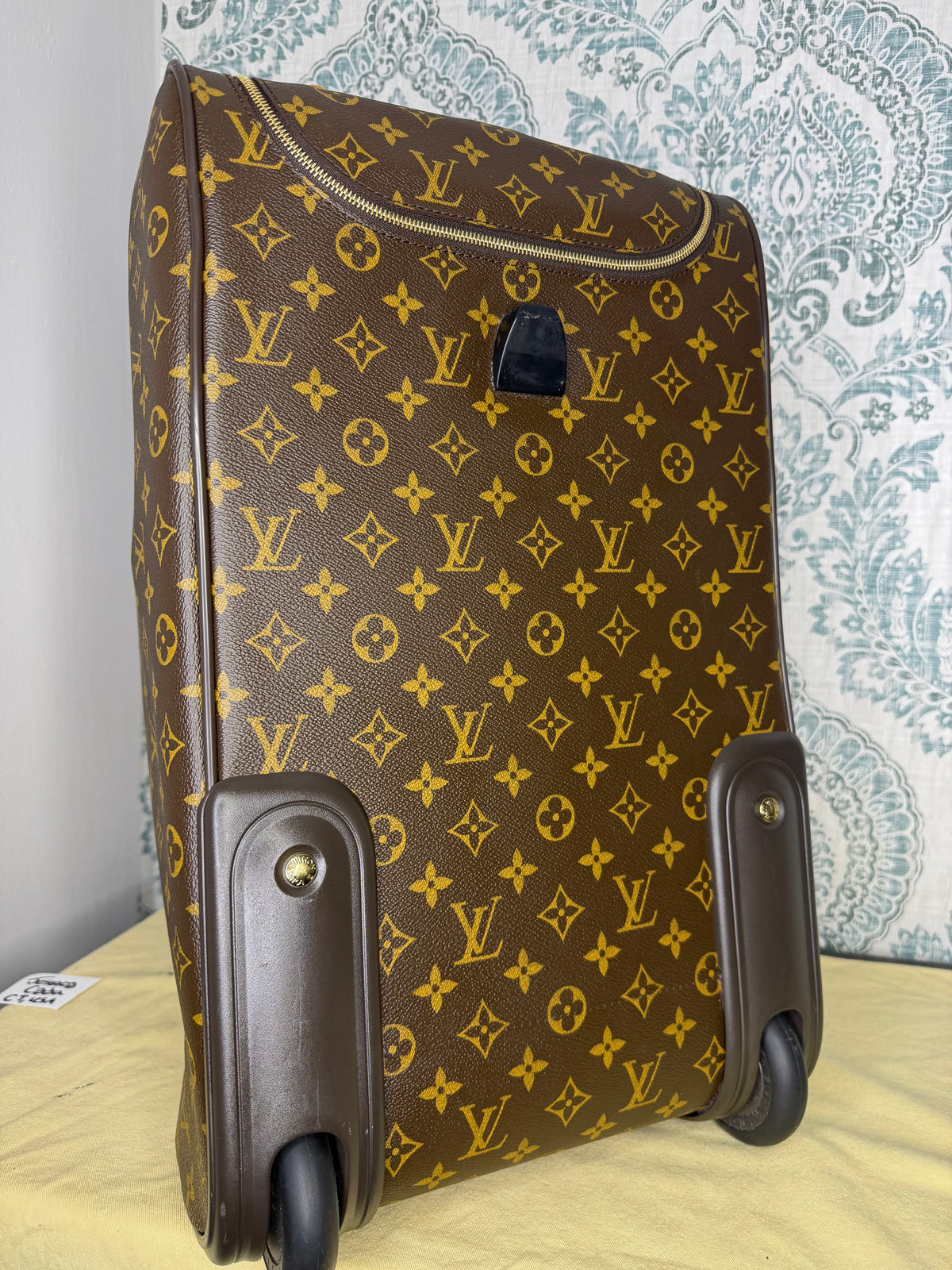 Louis Vuitton Eole 50 Rolling Suit Case