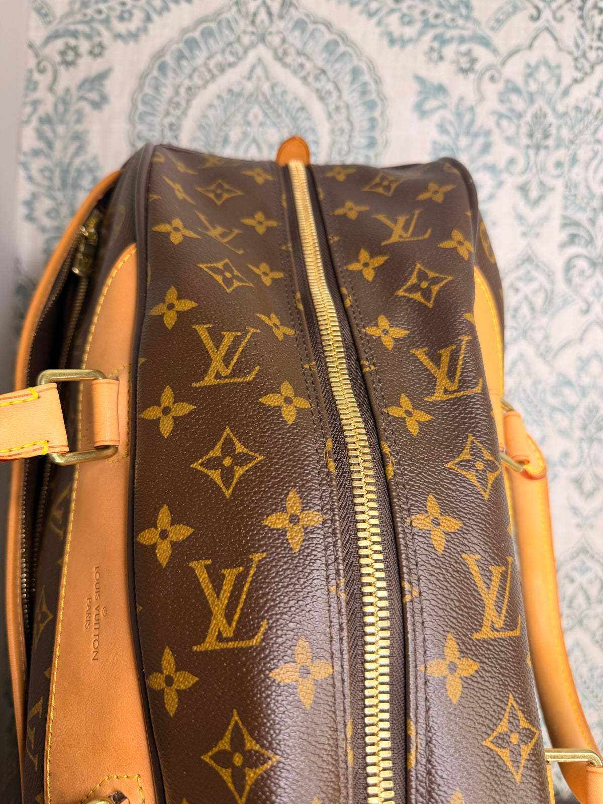 Louis Vuitton Eole 50 Rolling Suit Case
