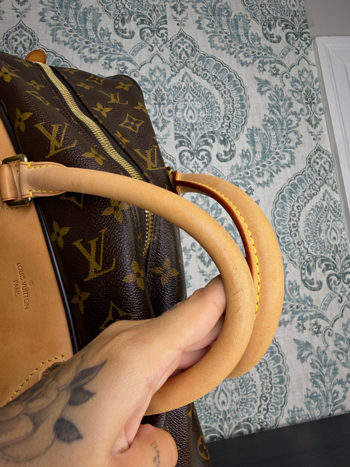 Louis Vuitton Eole 50 Rolling Suit Case