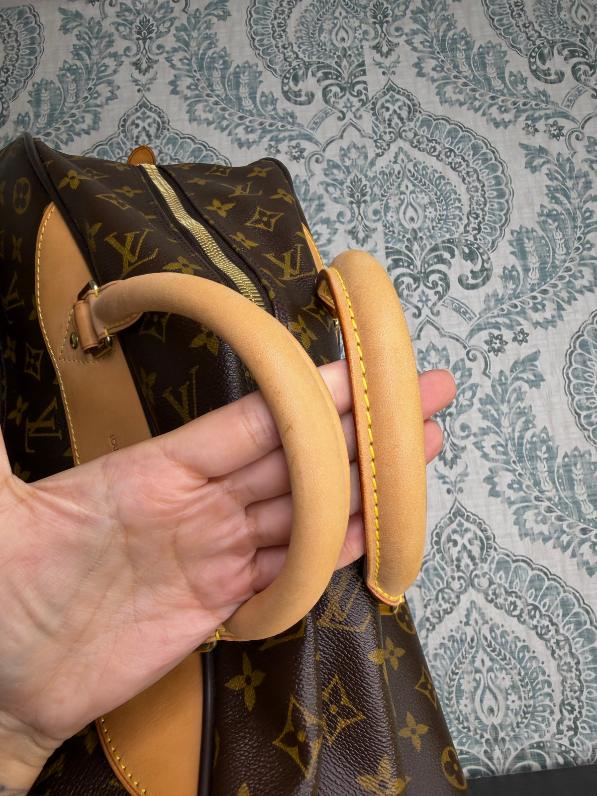 Louis Vuitton Eole 50 Rolling Suit Case