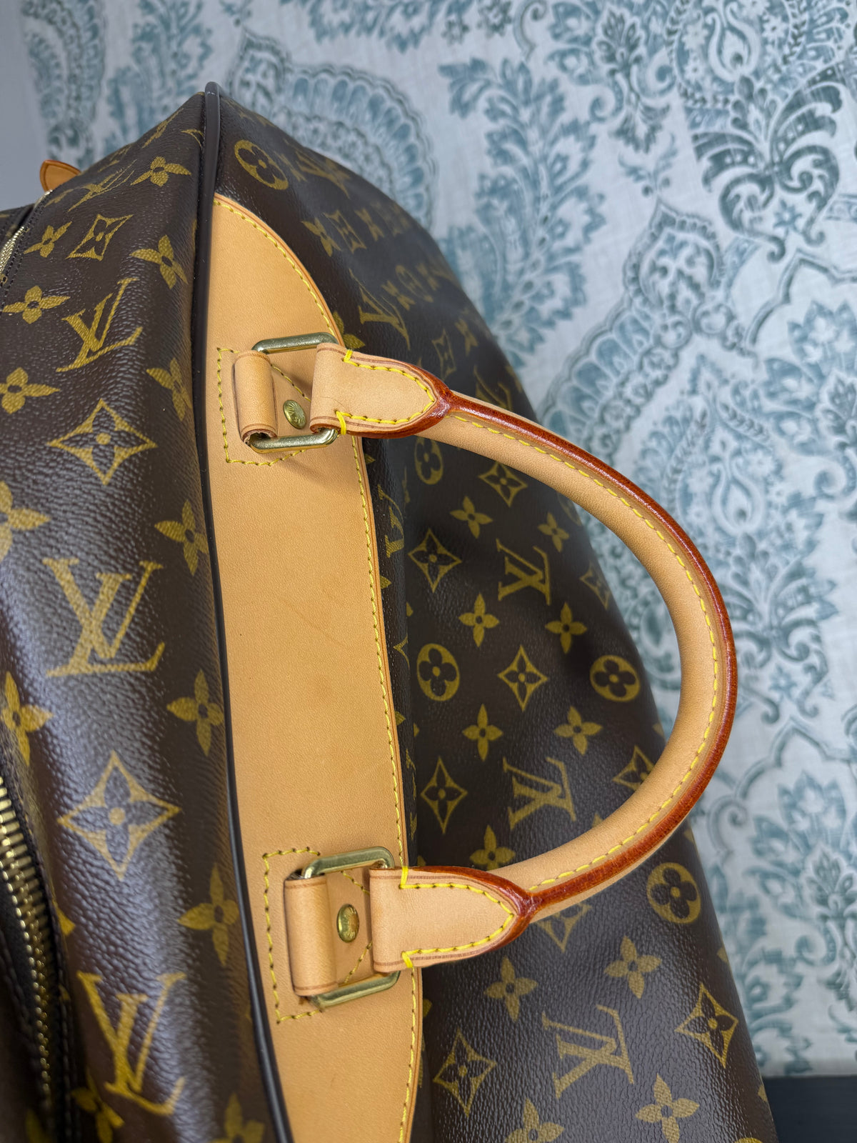 Louis Vuitton Eole 50 Rolling Suit Case