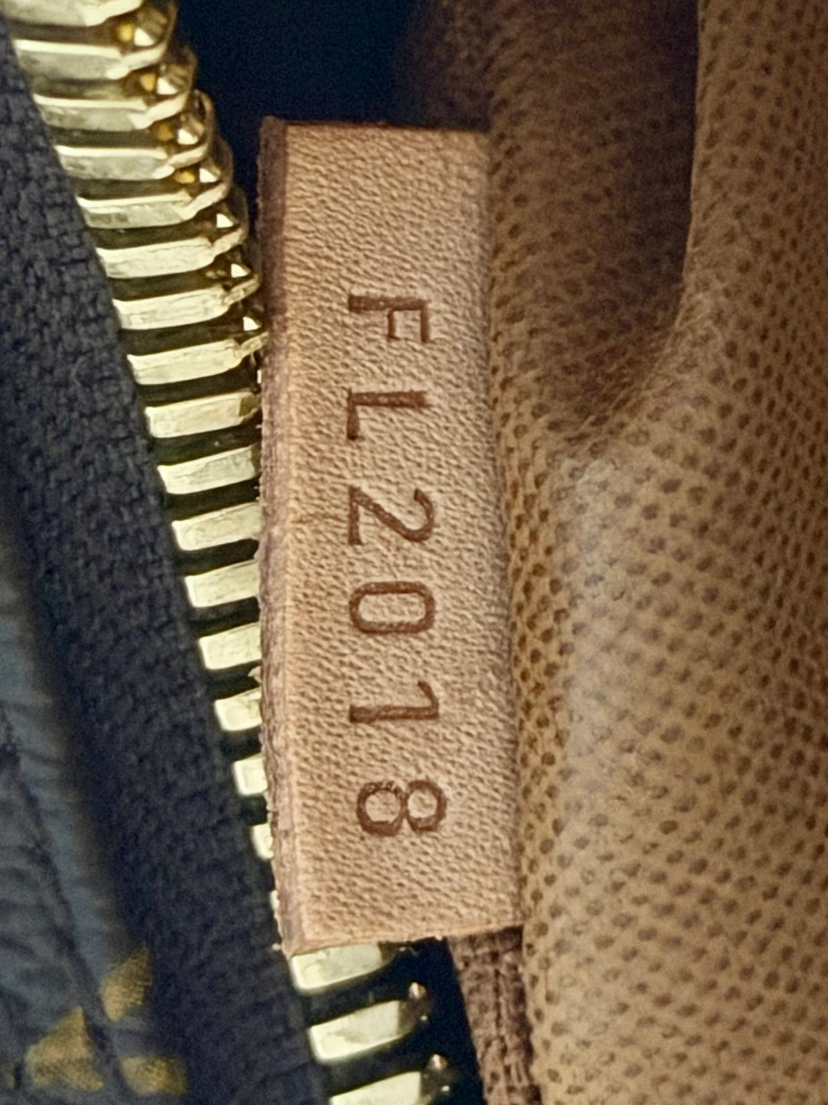 Louis Vuitton Eole 50 Rolling Suit Case