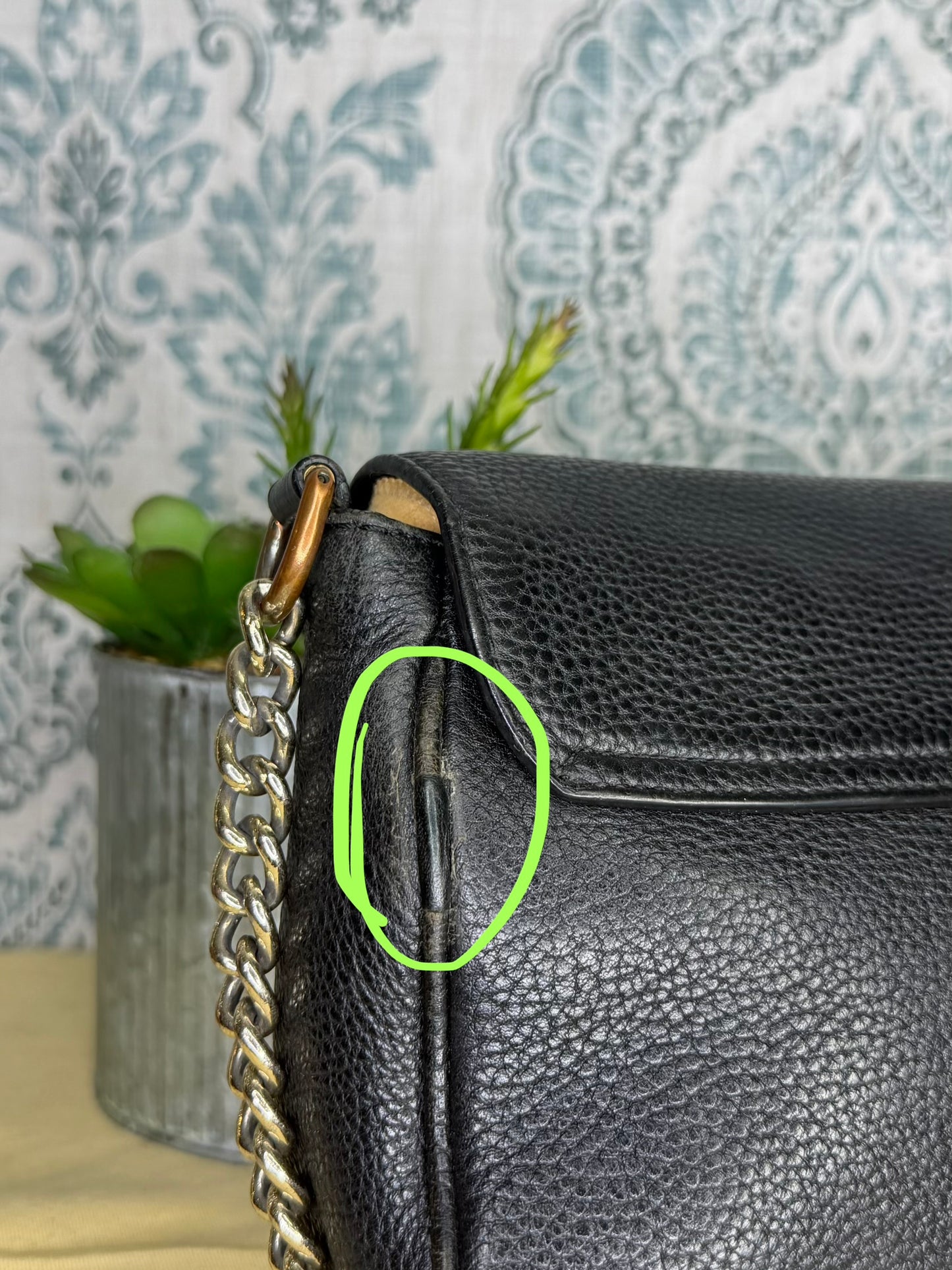 Louis Vuitton Gucci Black Soho Small Flap Crossbody