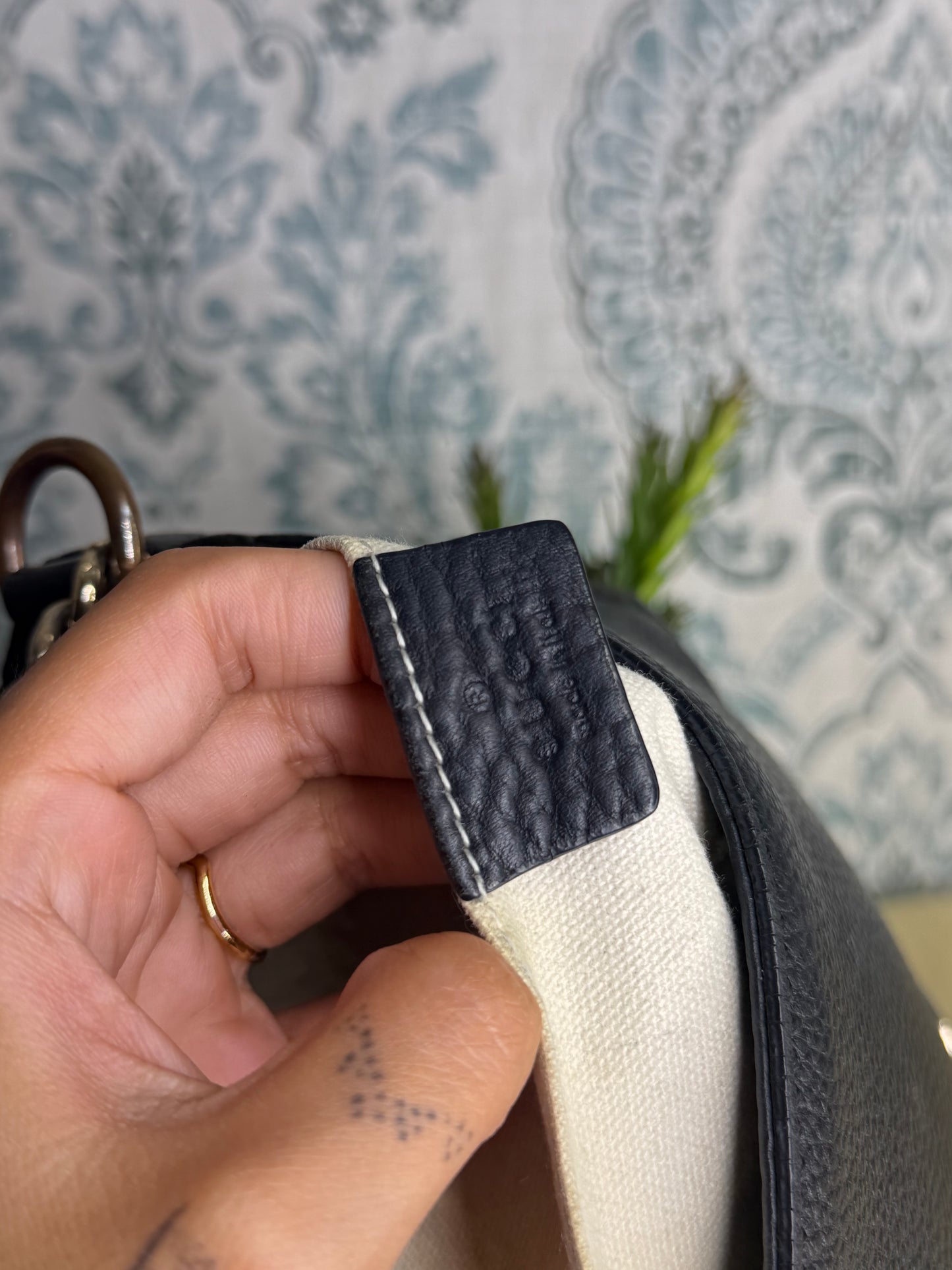 Louis Vuitton Gucci Black Soho Small Flap Crossbody