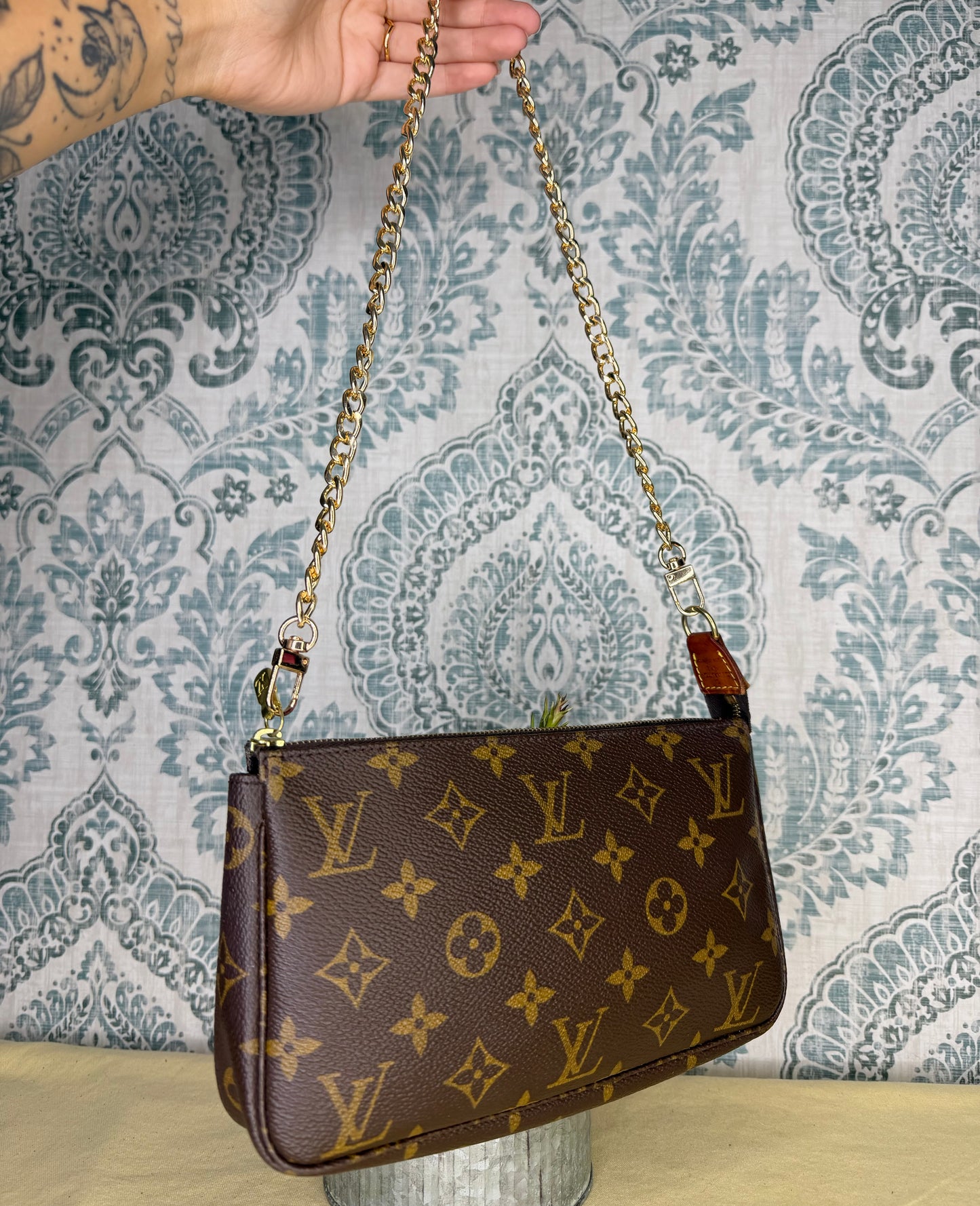 Louis Vuitton Pochette Accessories