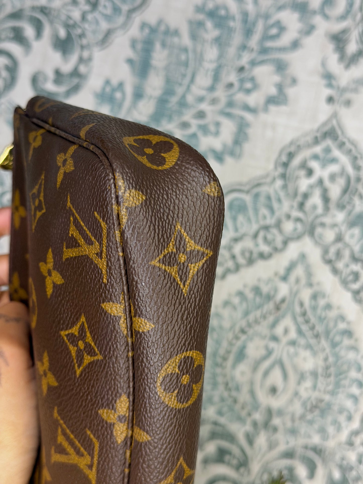 Louis Vuitton Pochette Accessories
