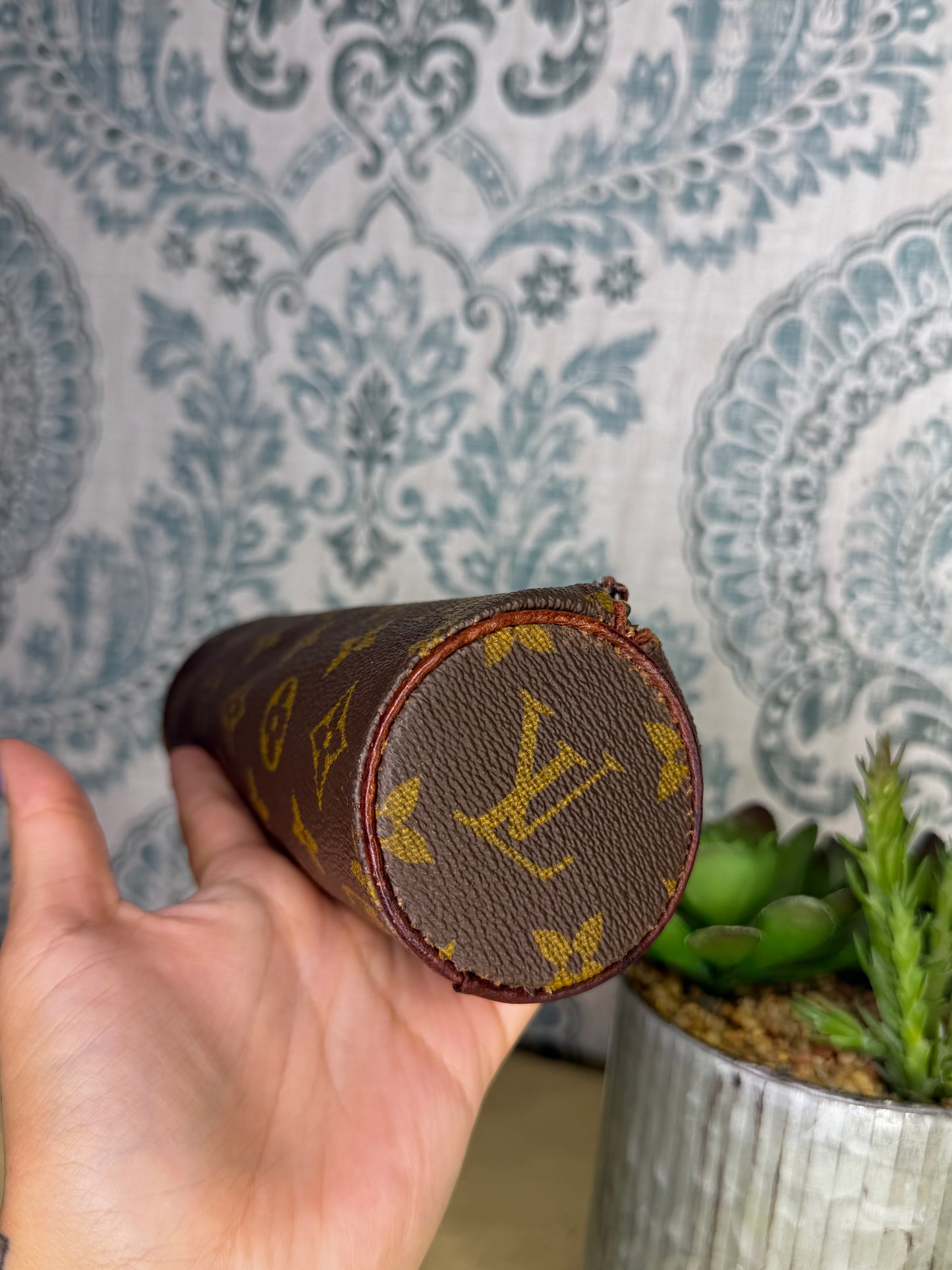 Louis Vuitton Vintage Trousse Ronde 20 #1