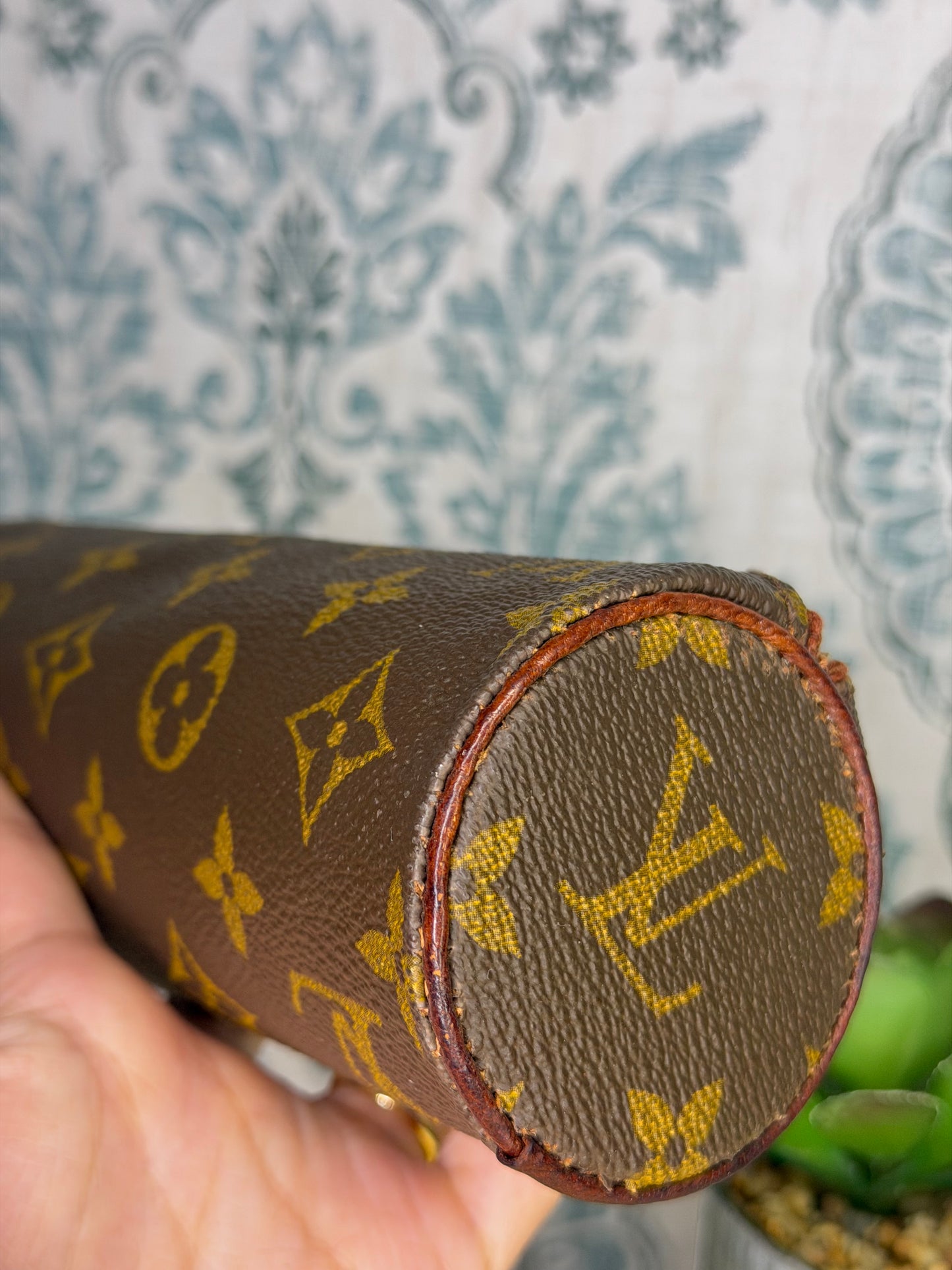 Louis Vuitton Vintage Trousse Ronde 20 #1