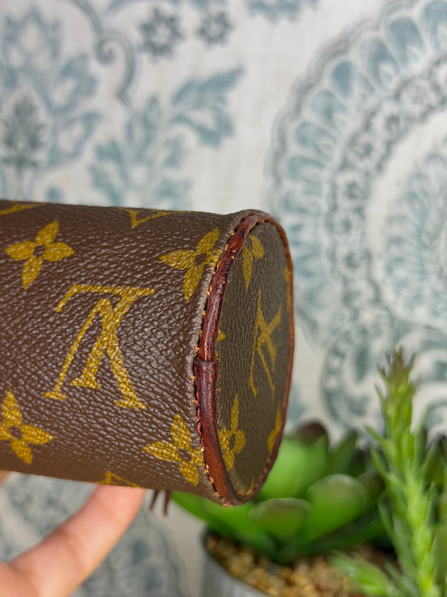 Louis Vuitton Vintage Trousse Ronde 20 #1