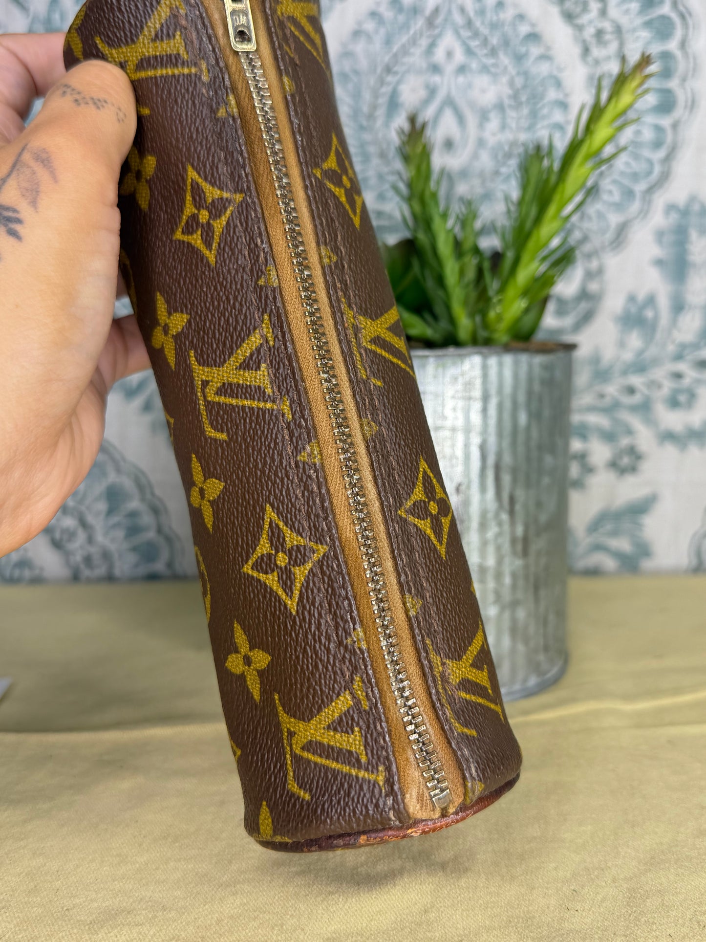 Louis Vuitton Vintage Trousse Ronde 20 #2