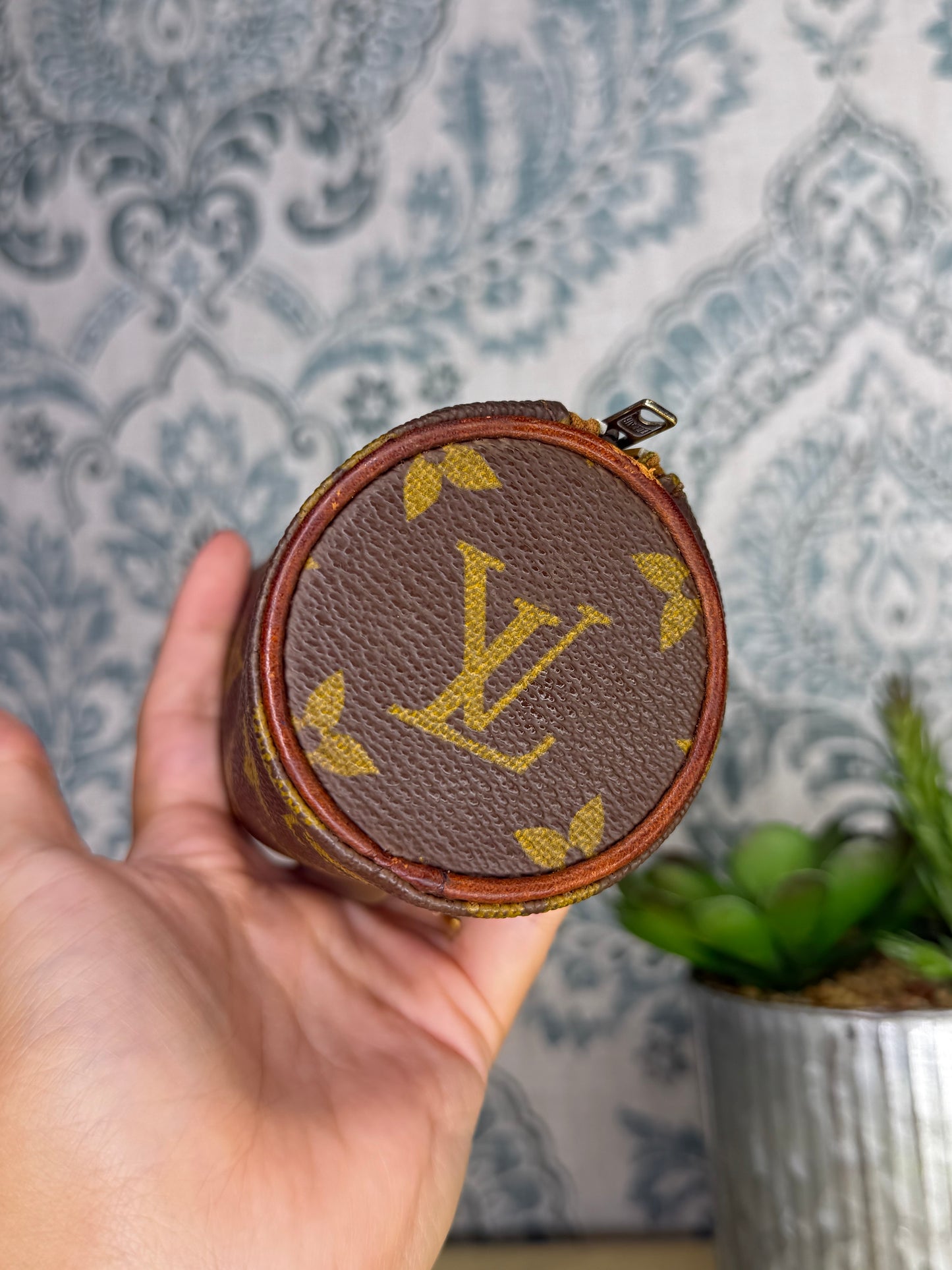 Louis Vuitton Vintage Trousse Ronde 20 #2