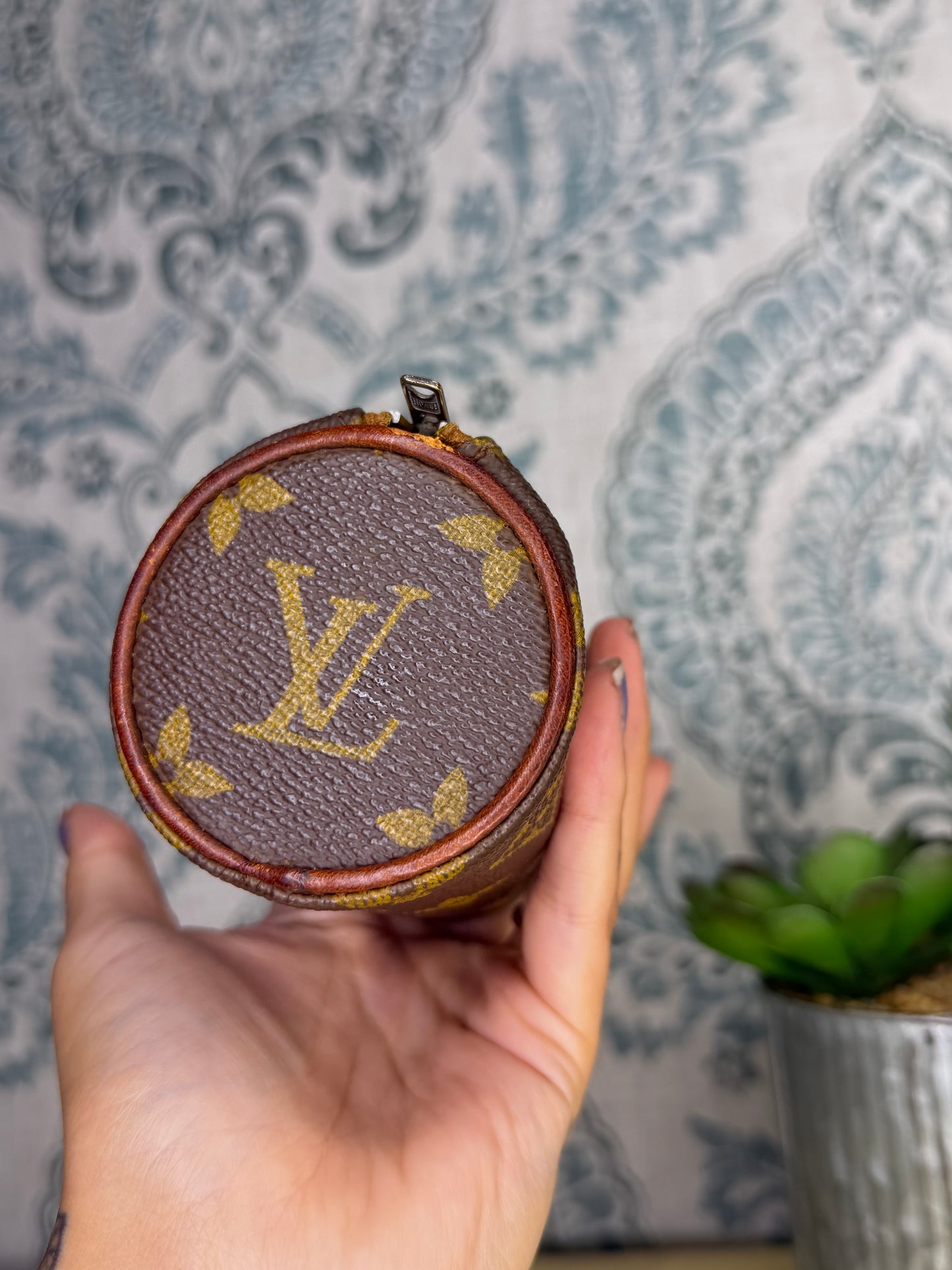 Louis Vuitton Vintage Trousse Ronde 20 #2