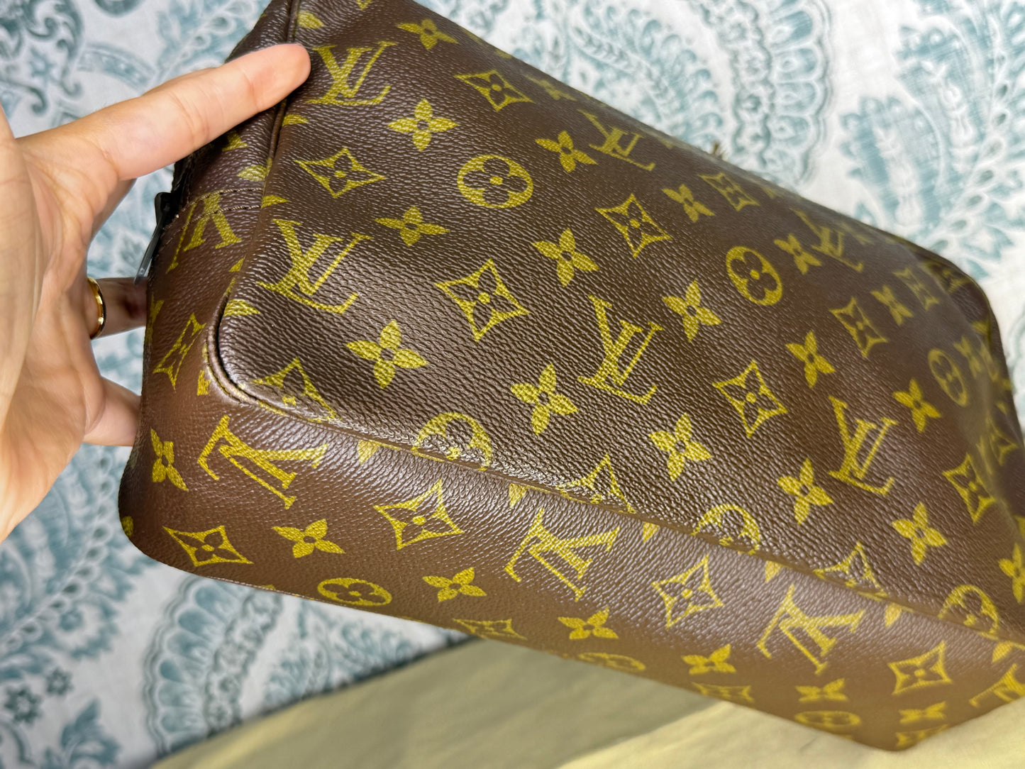 Louis Vuitton Trousse 28 #1 (zipper repair needed)