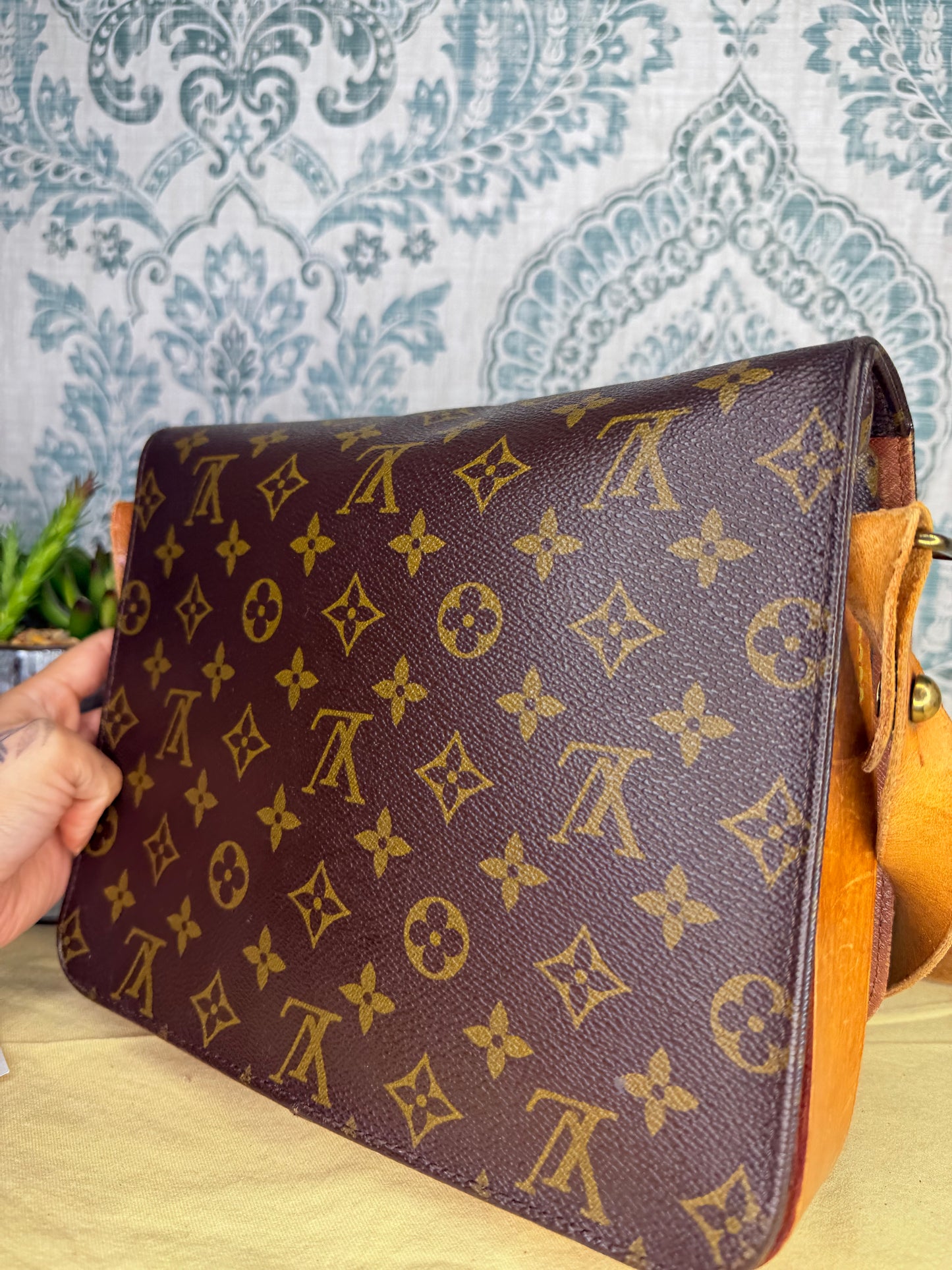 Louis Vuitton Cartouchiere GM
