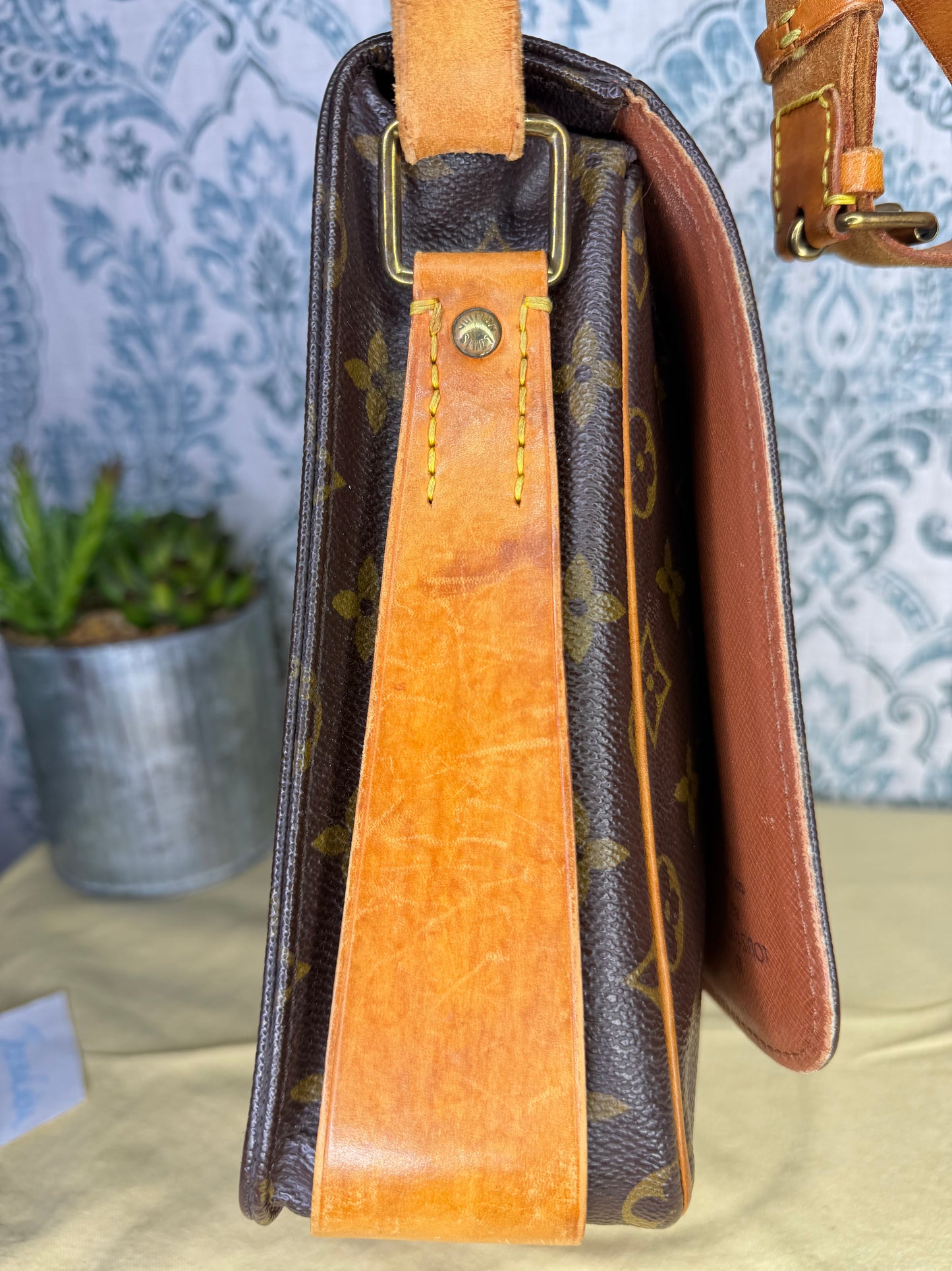 Louis Vuitton Cartouchiere GM