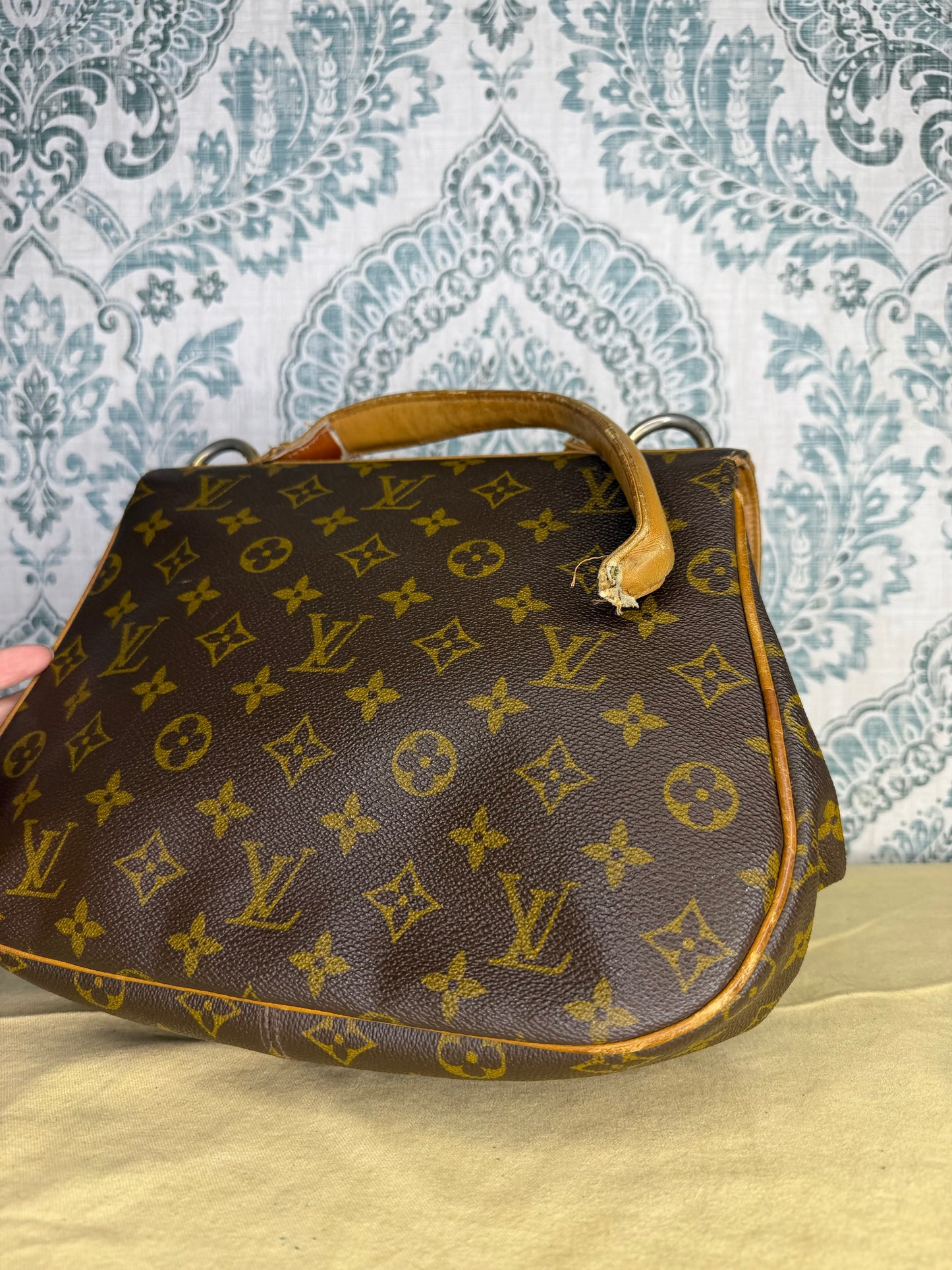 Louis Vuitton Saks Fifth Ave Handbag (damaged)