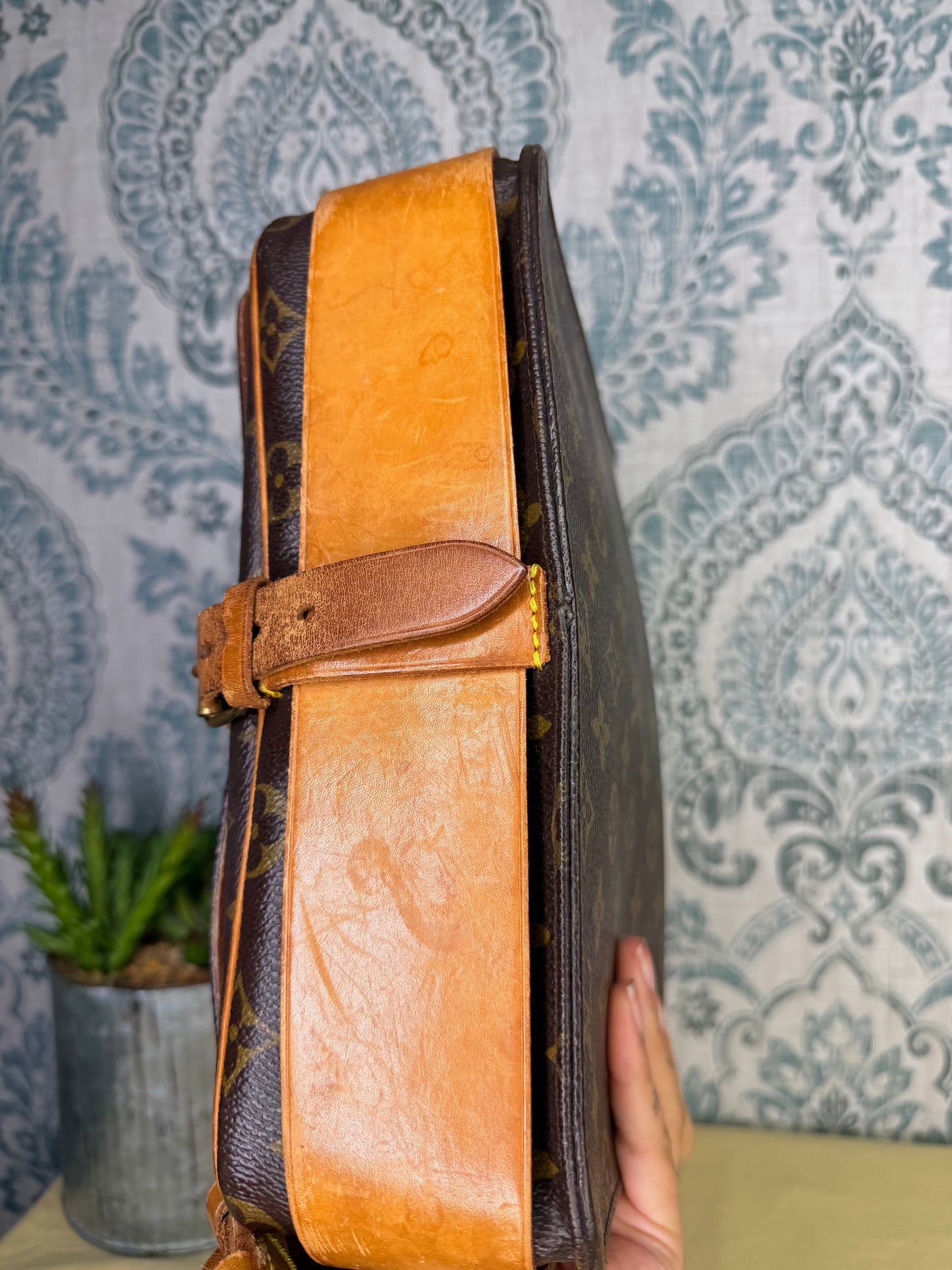 Louis Vuitton Cartouchiere GM